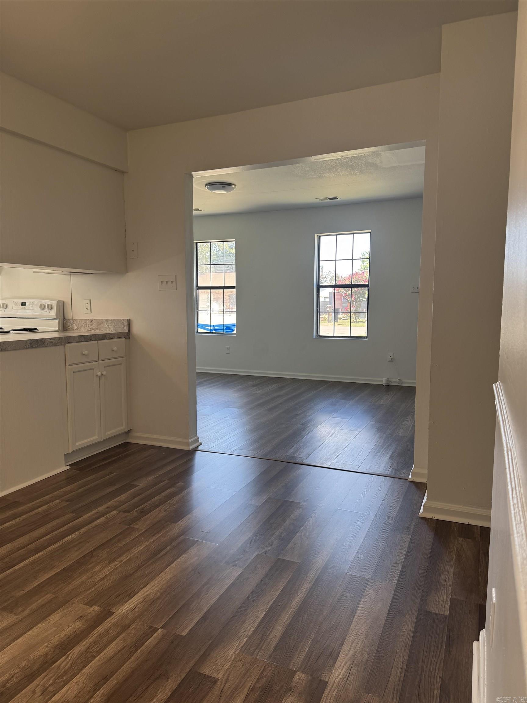 SUNNY MEADOWS - Residential