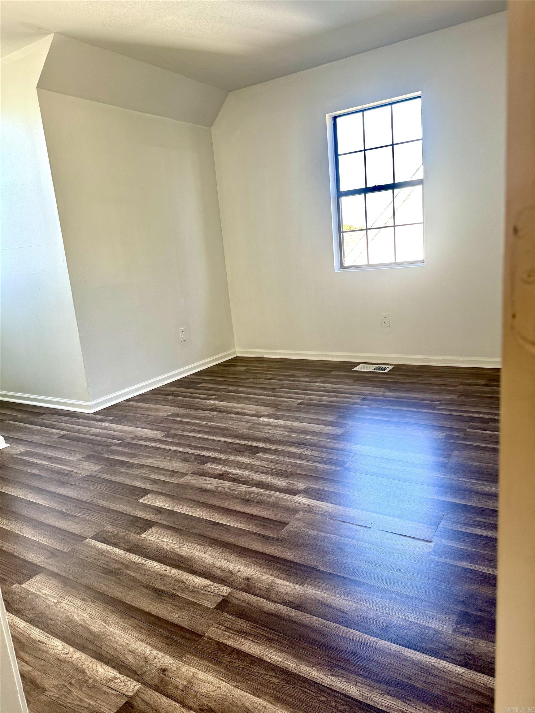 SUNNY MEADOWS - Residential
