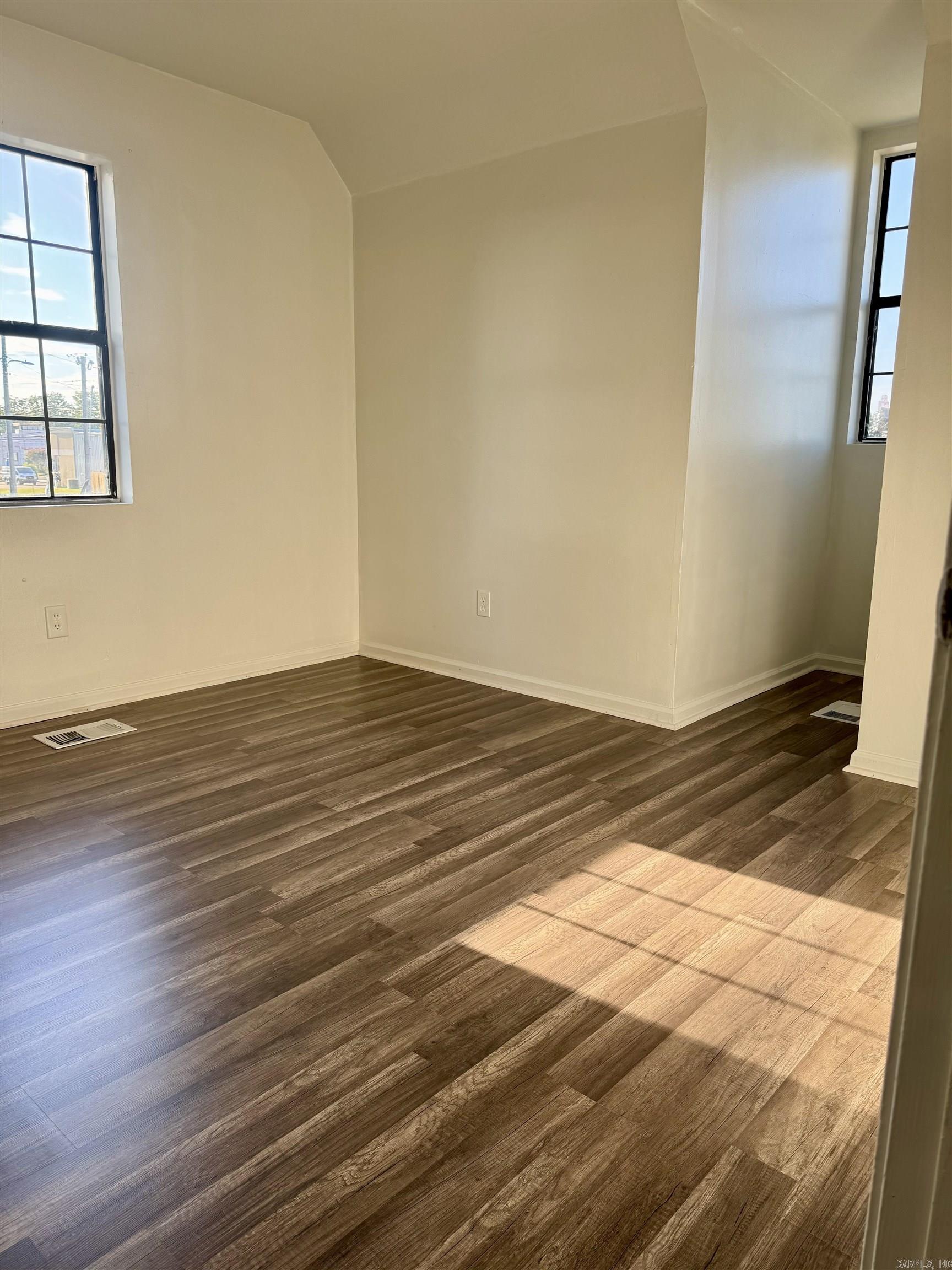 SUNNY MEADOWS - Residential