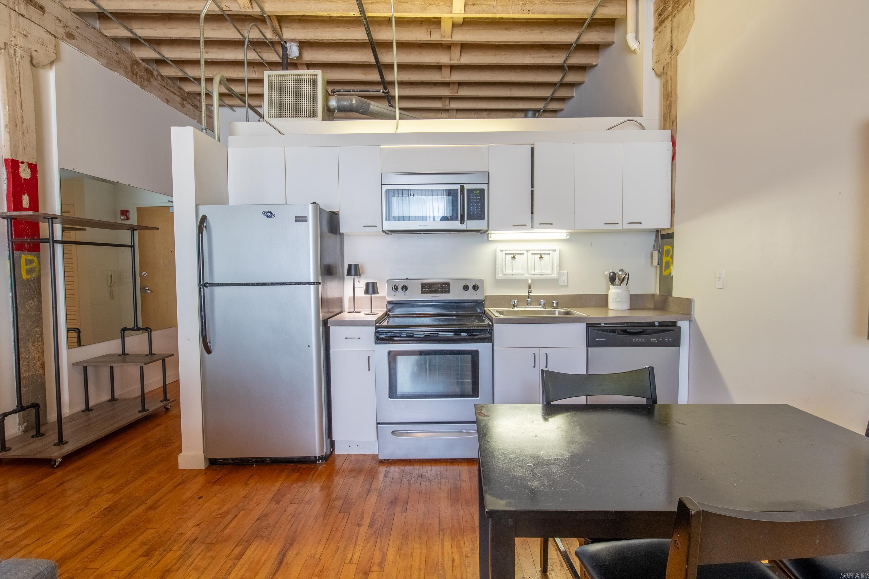 TUF NUT BLDG HPR - Residential