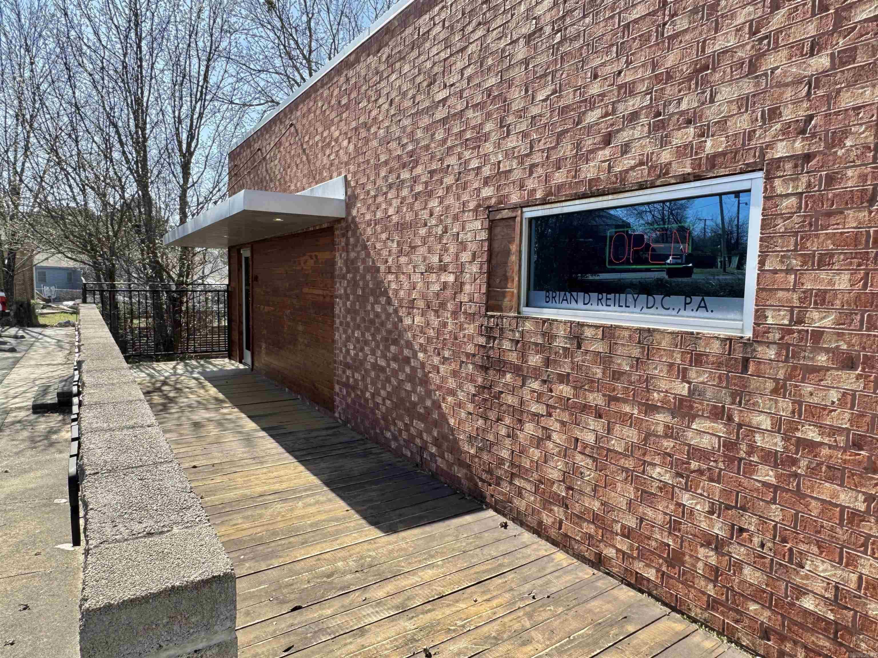 Bayles - Commercial Sale