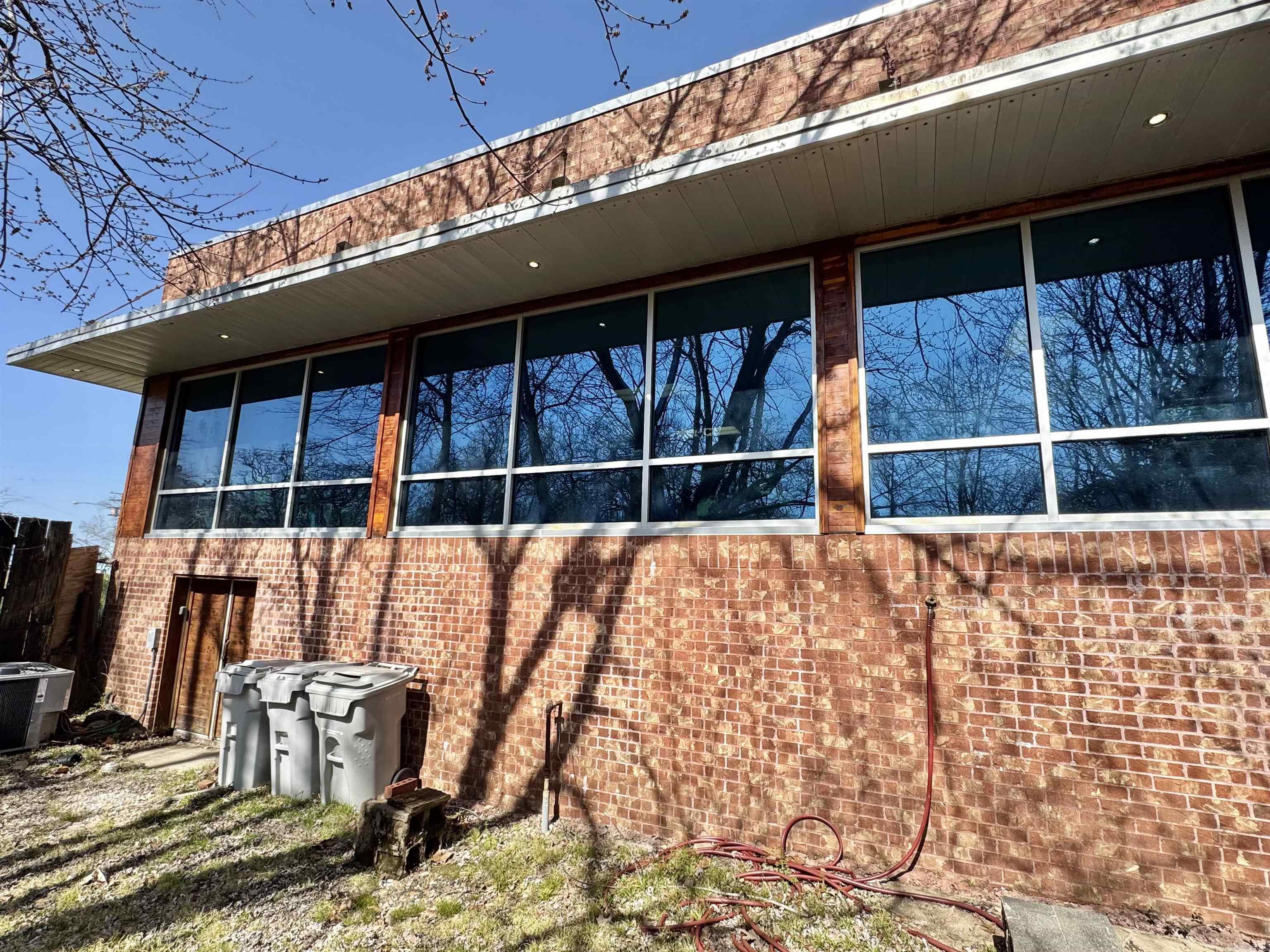 Bayles - Commercial Sale