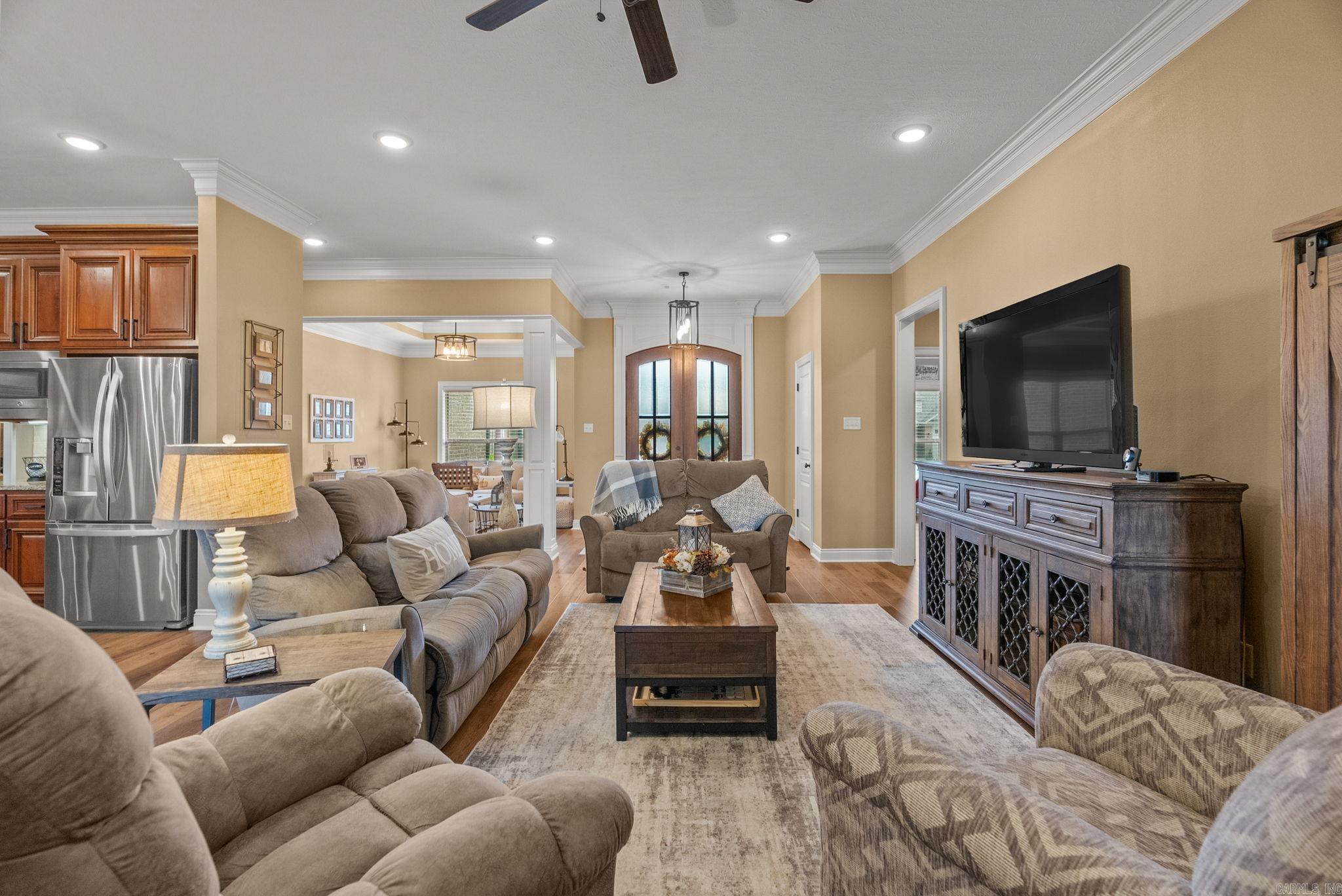 SALEM WOODS - Residential