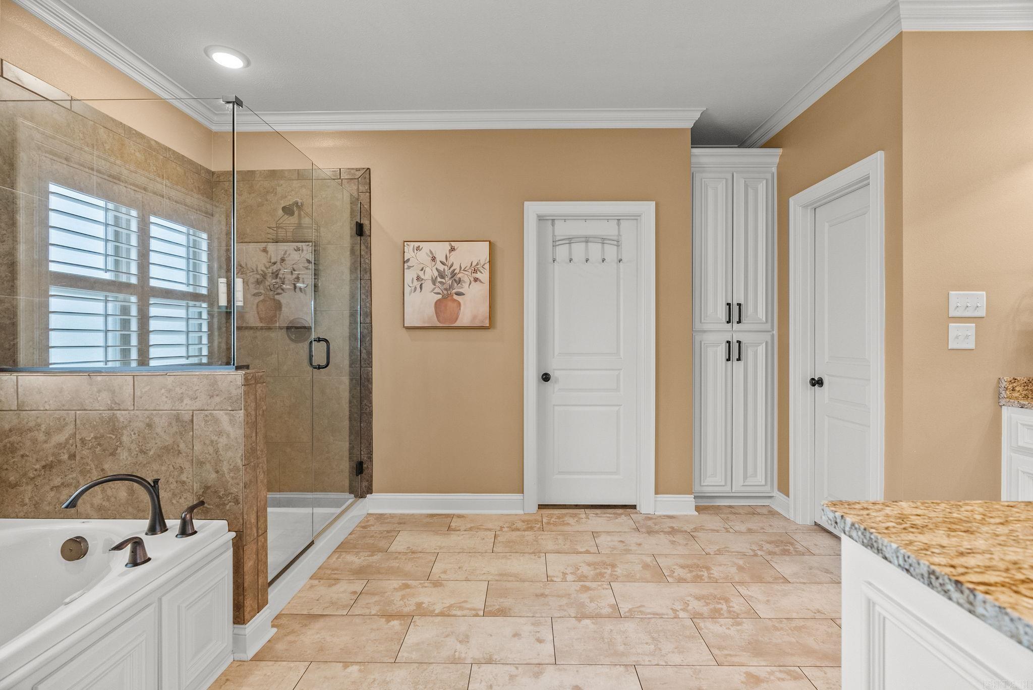 SALEM WOODS - Residential