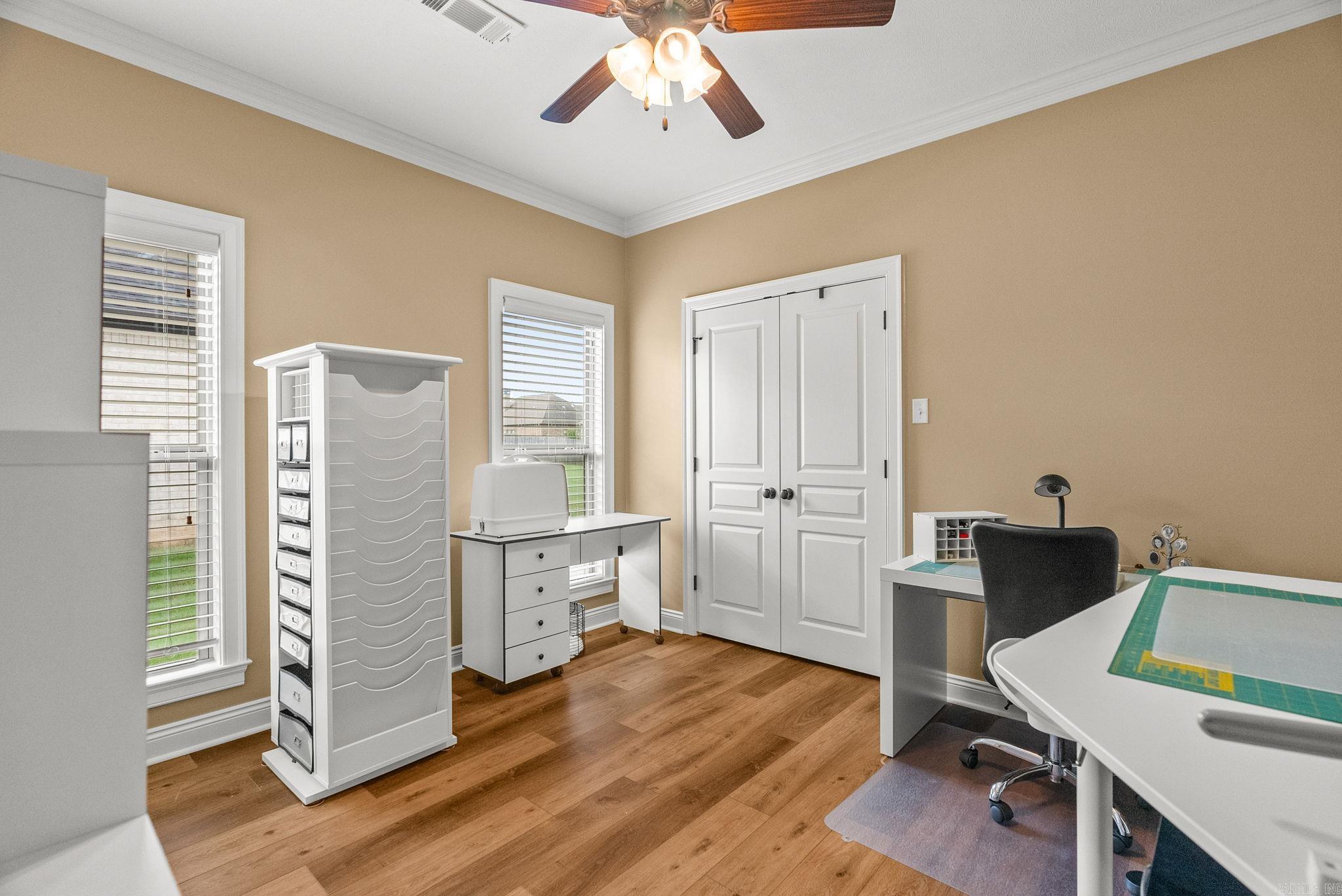 SALEM WOODS - Residential