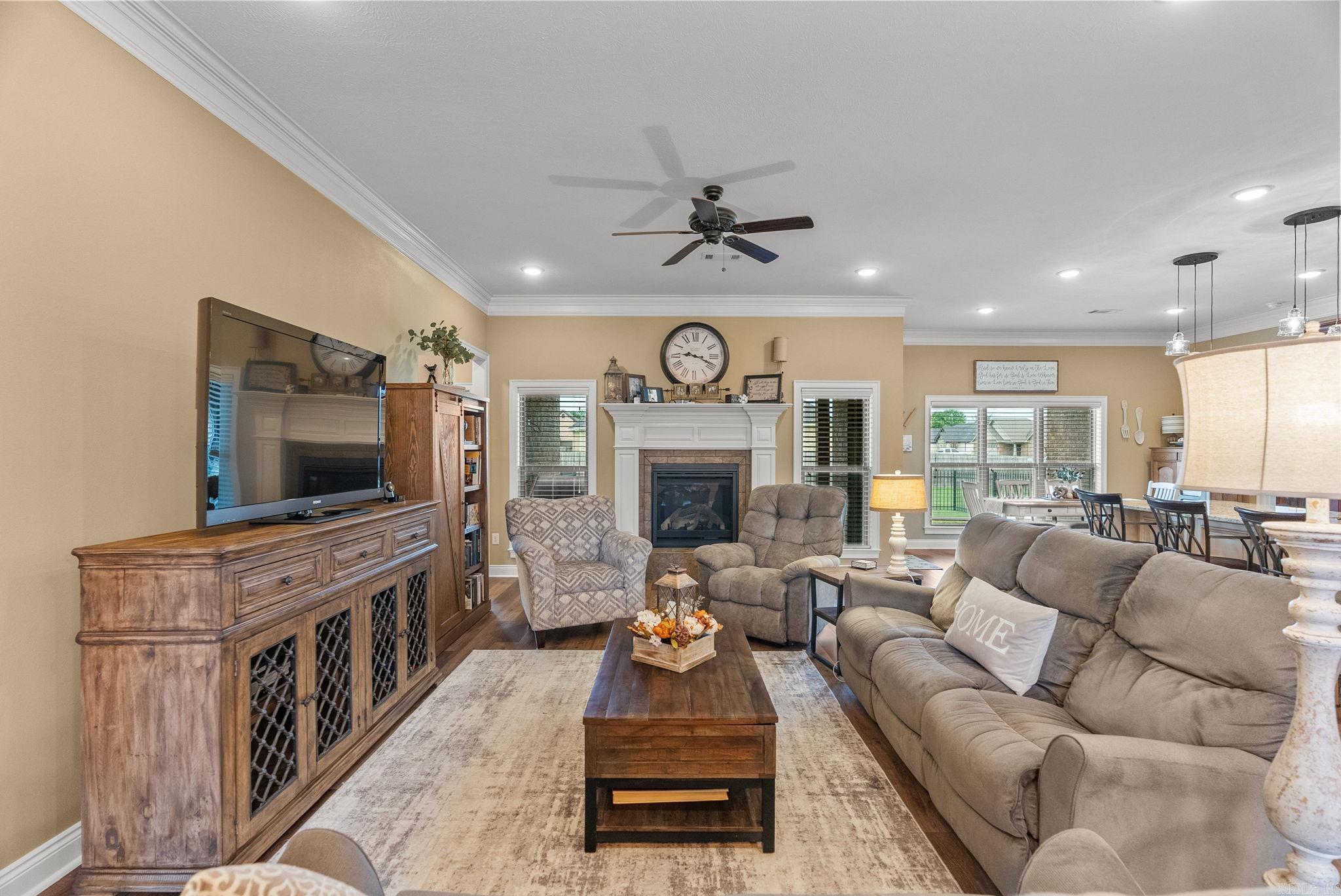 SALEM WOODS - Residential