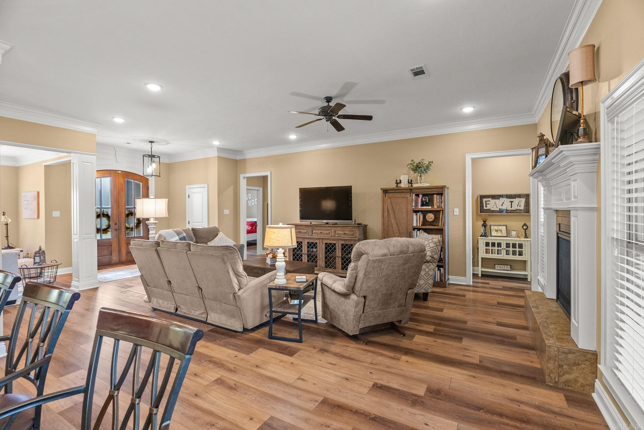 SALEM WOODS - Residential