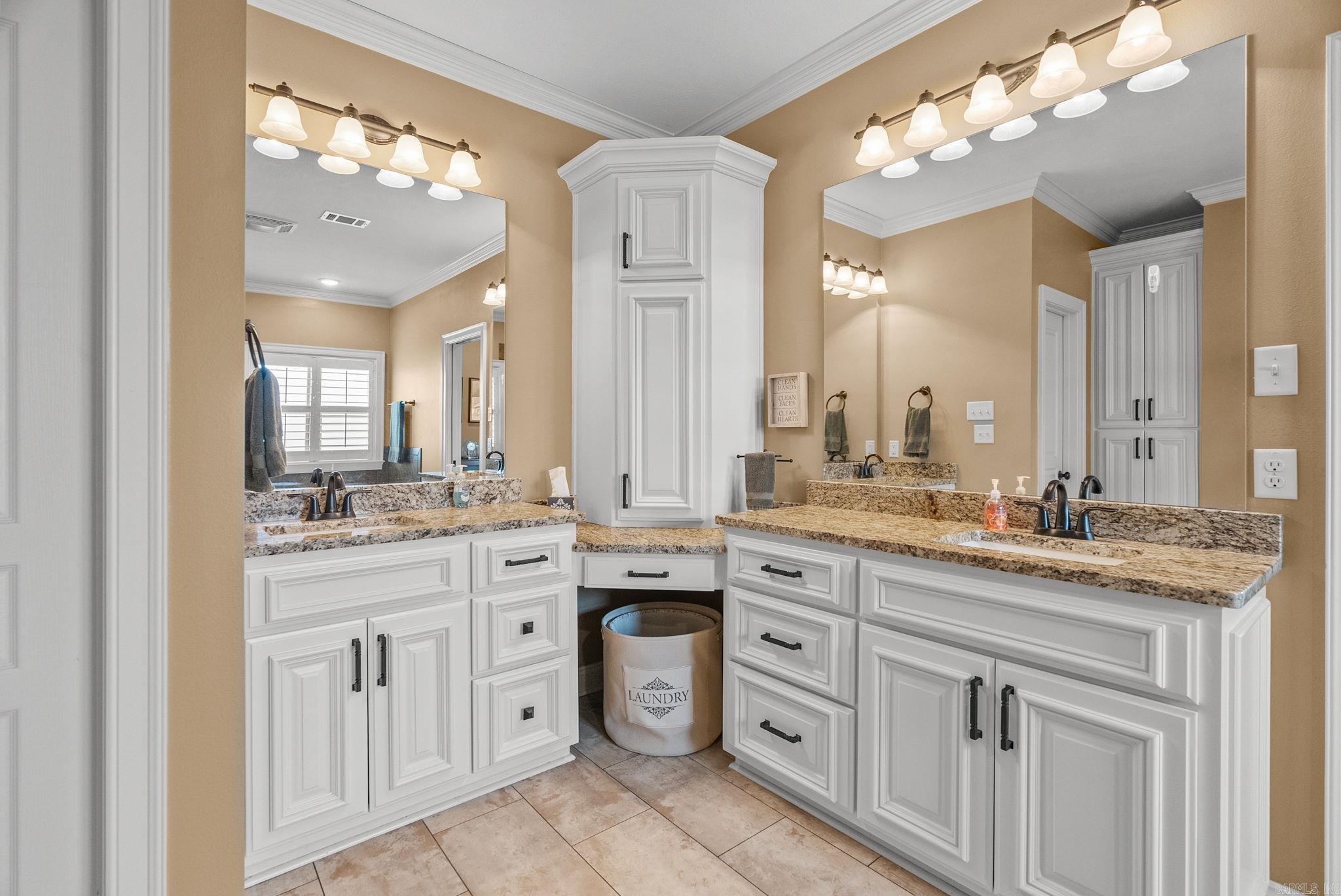 SALEM WOODS - Residential