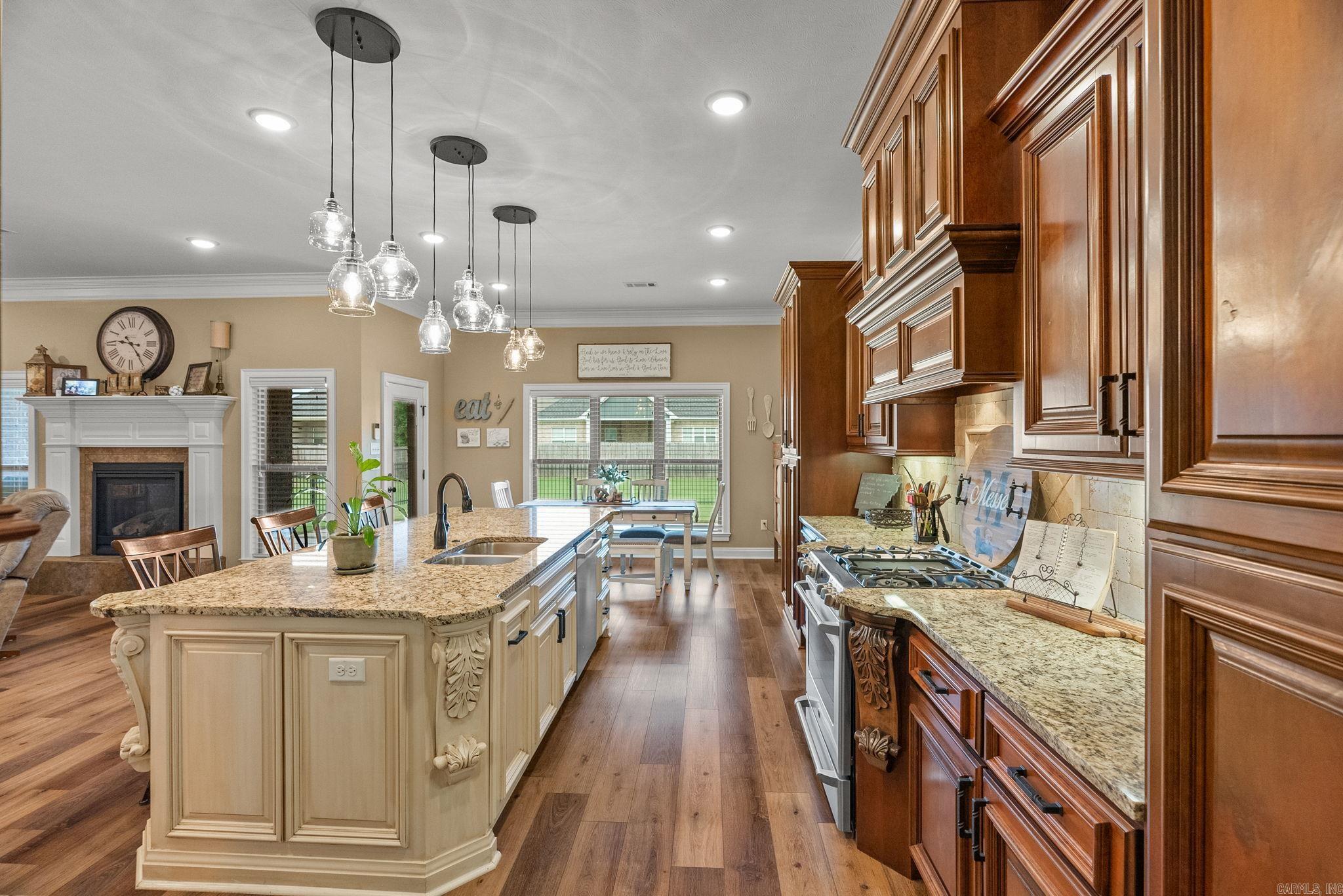 SALEM WOODS - Residential