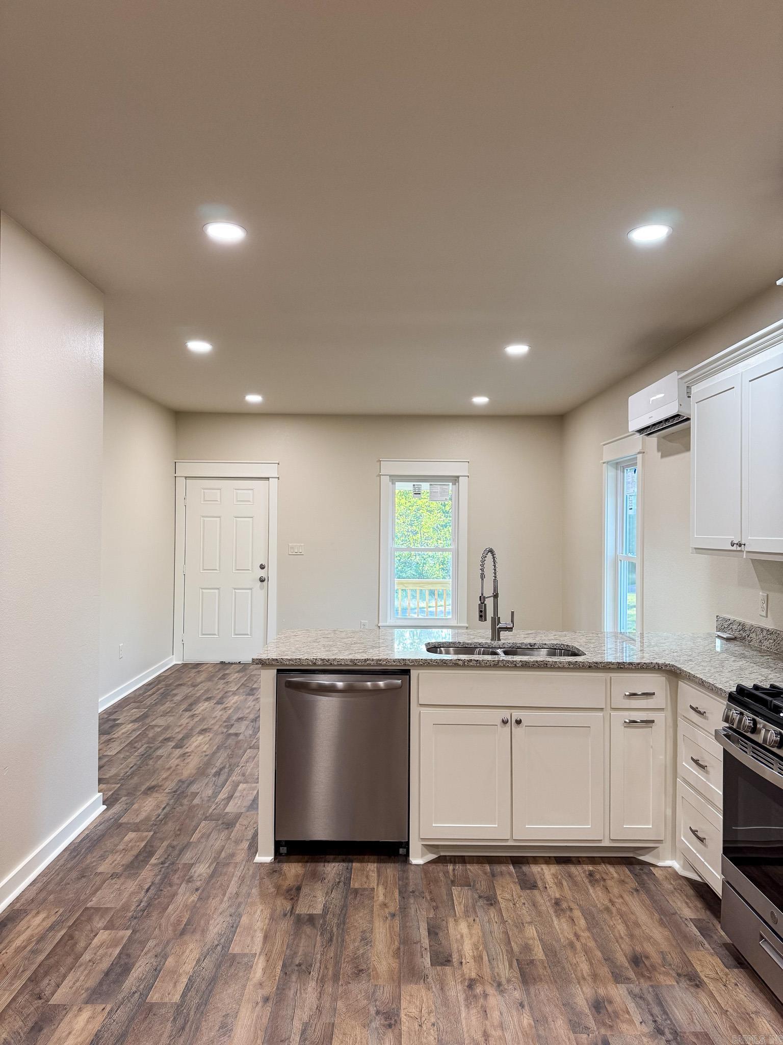 Interban Heights - Residential