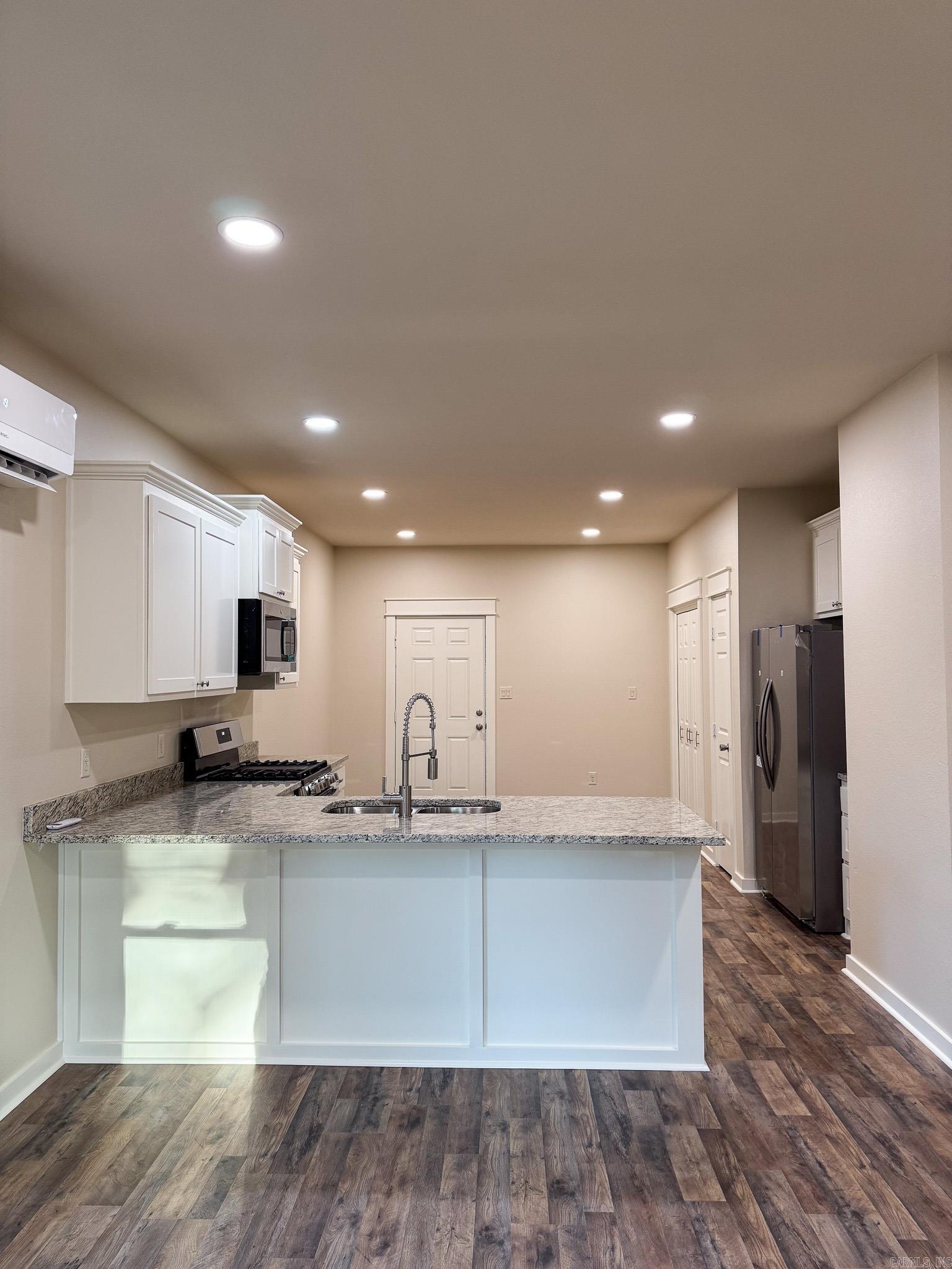 Interban Heights - Residential