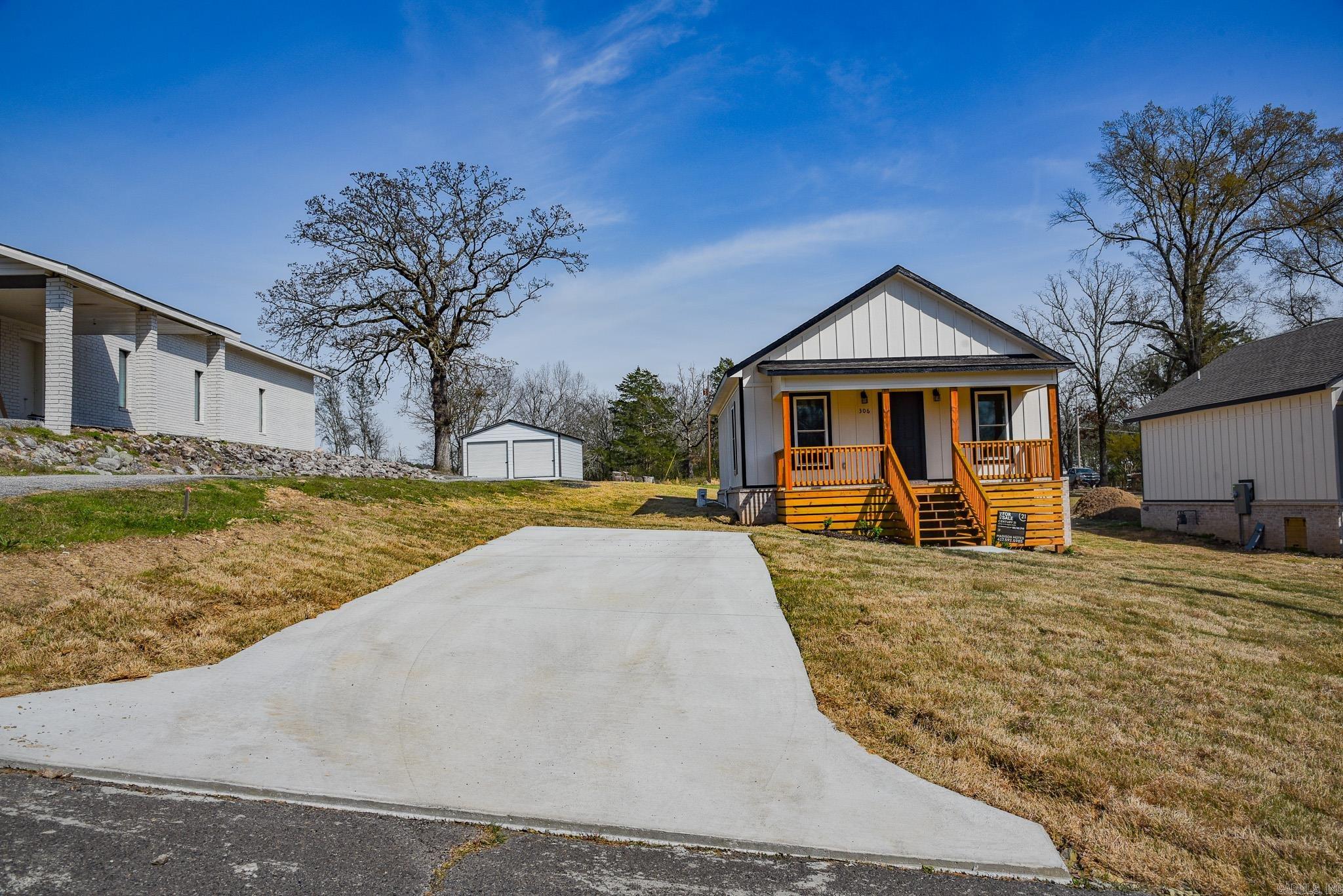 Interban Heights - Residential