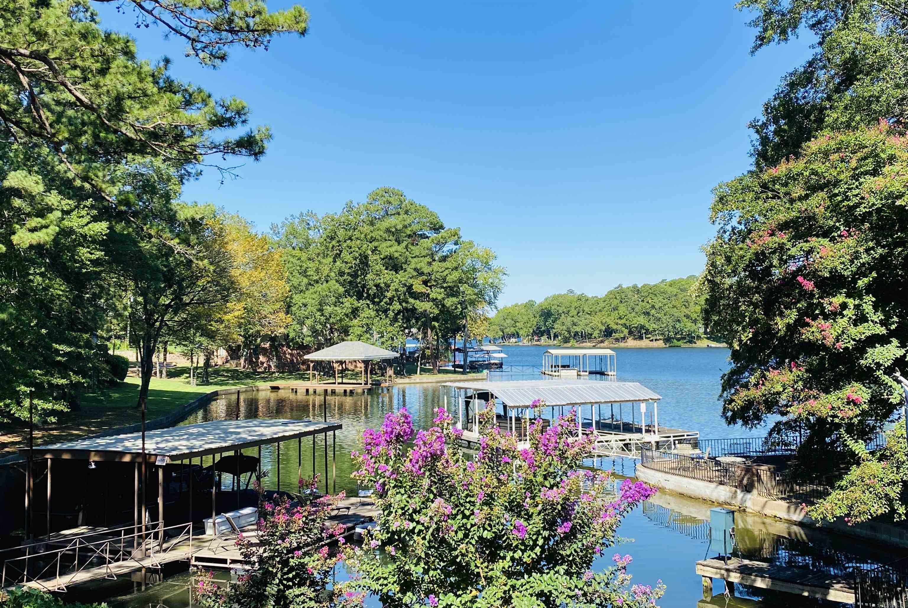 BURCHWOOD COVE - Residential