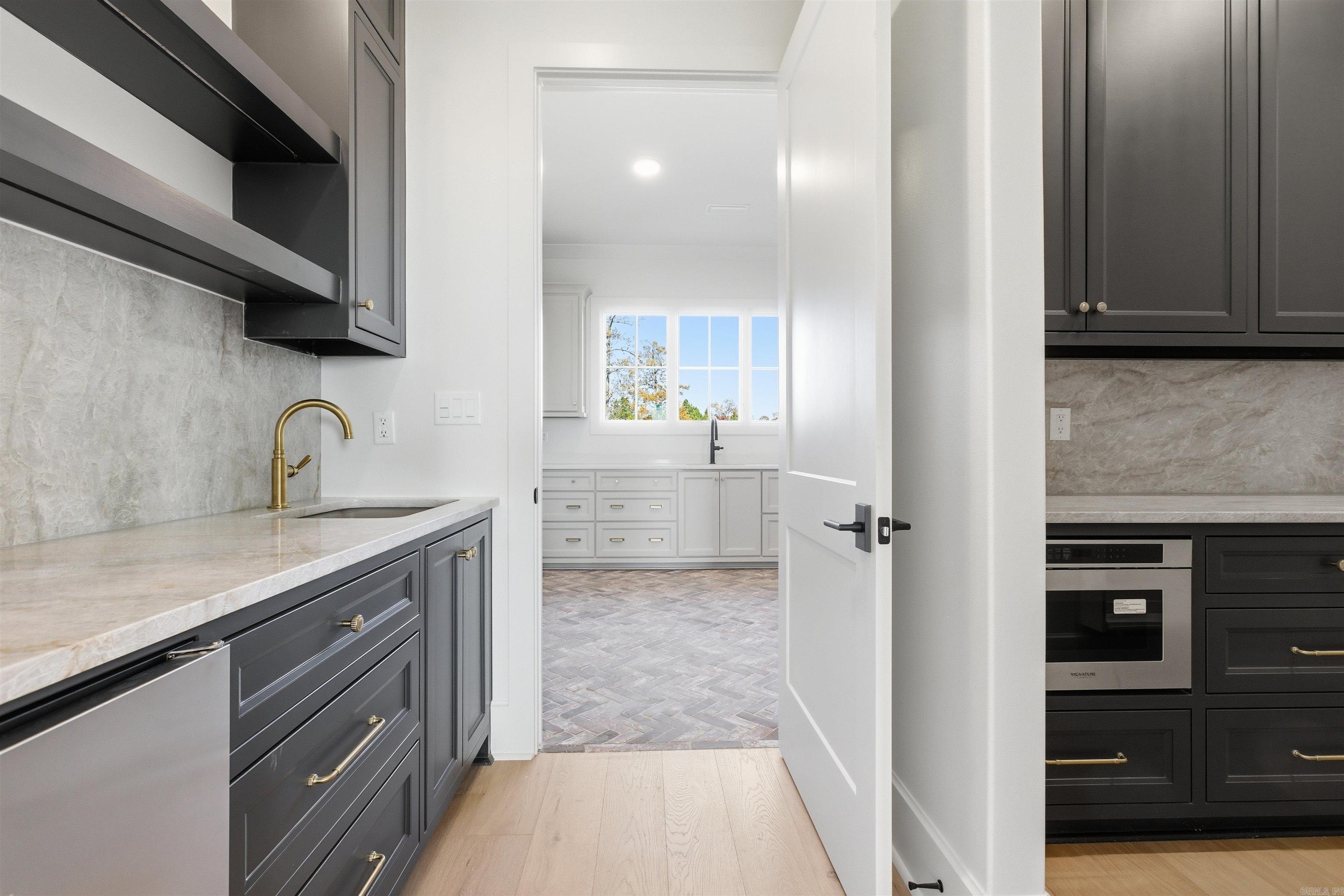 WATERVIEW ESTATES - Residential