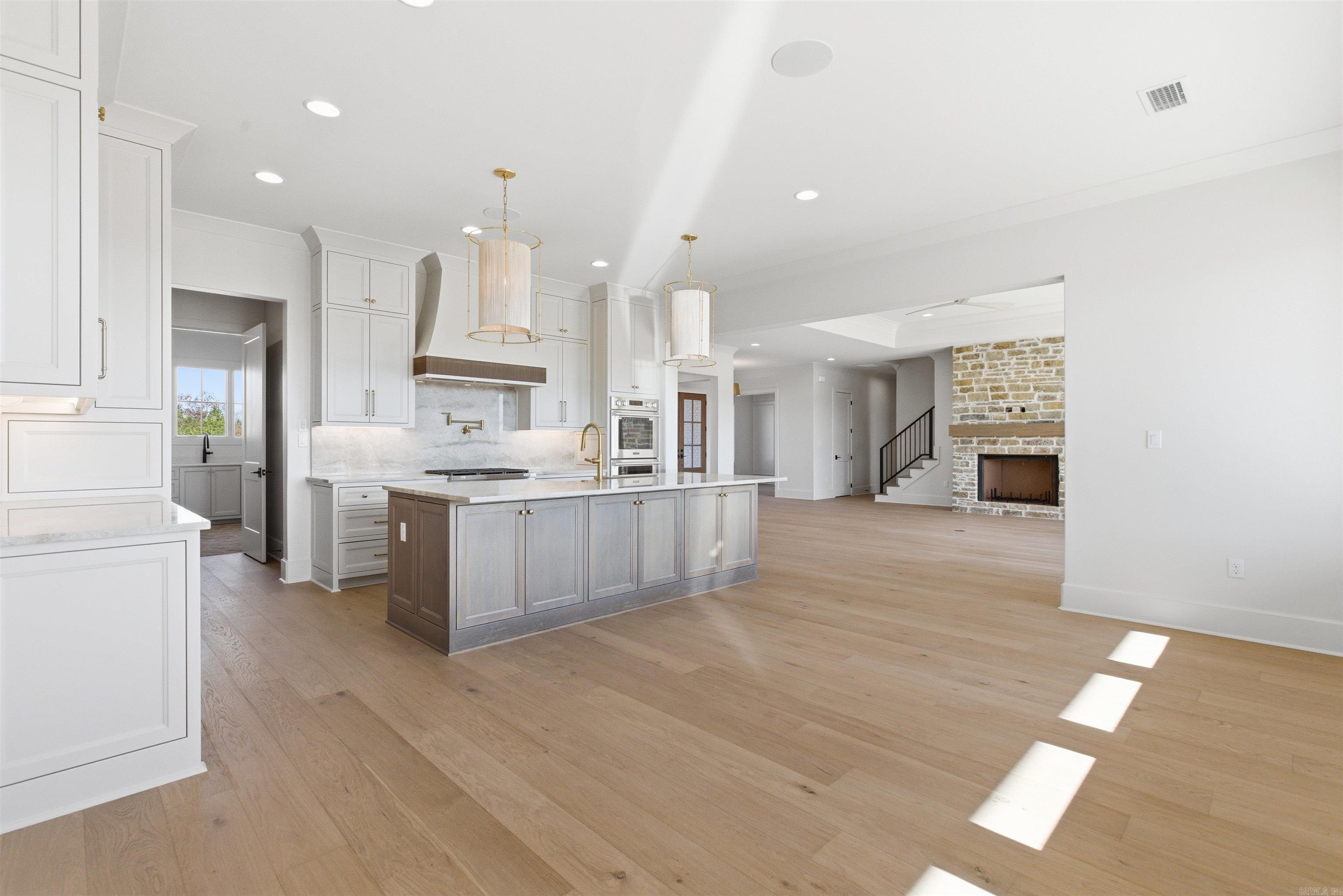 WATERVIEW ESTATES - Residential