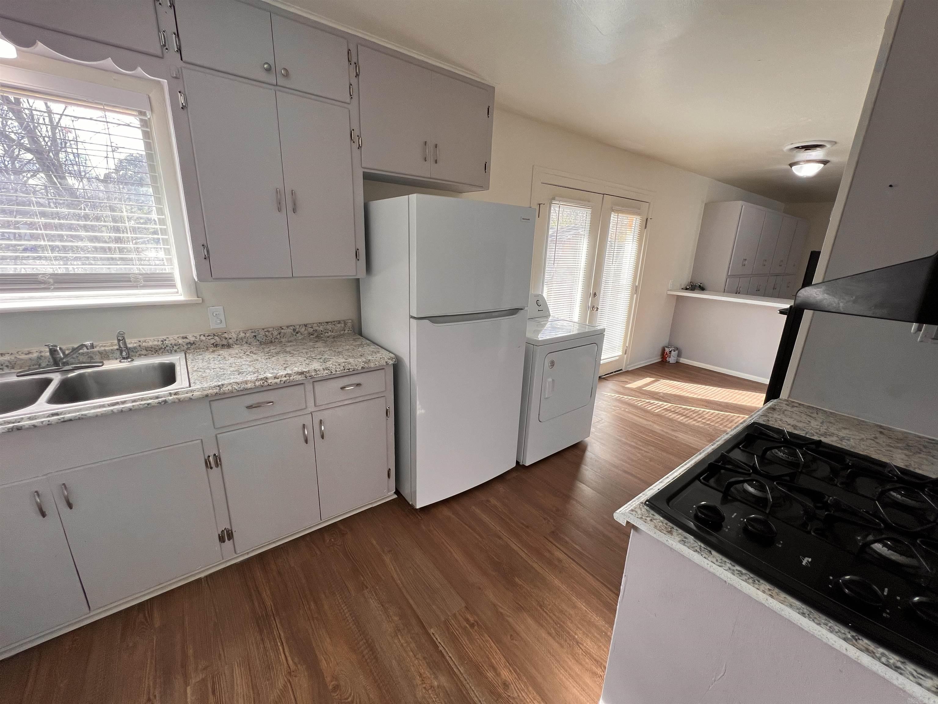 BROWNS - Residential