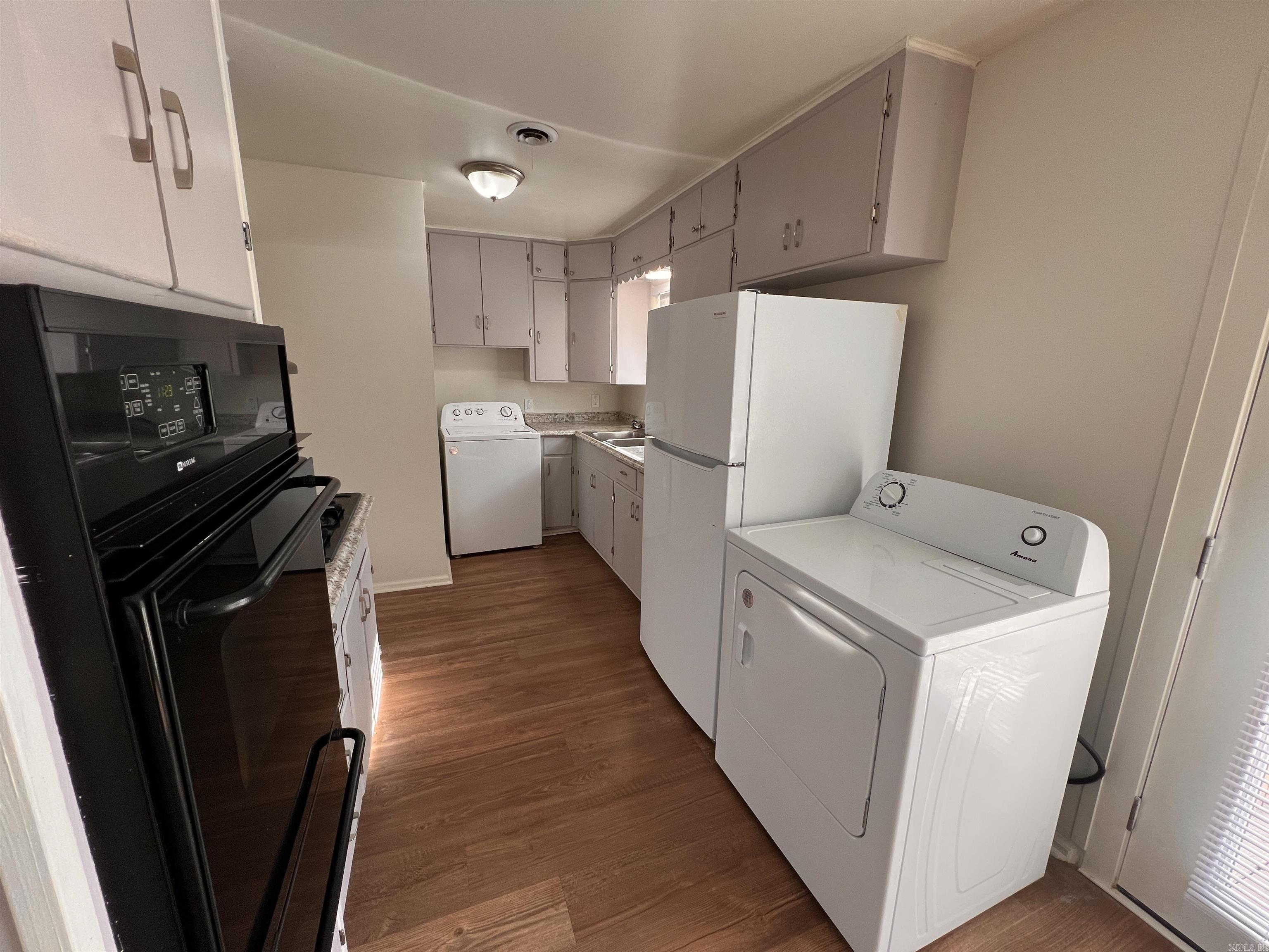 BROWNS - Residential