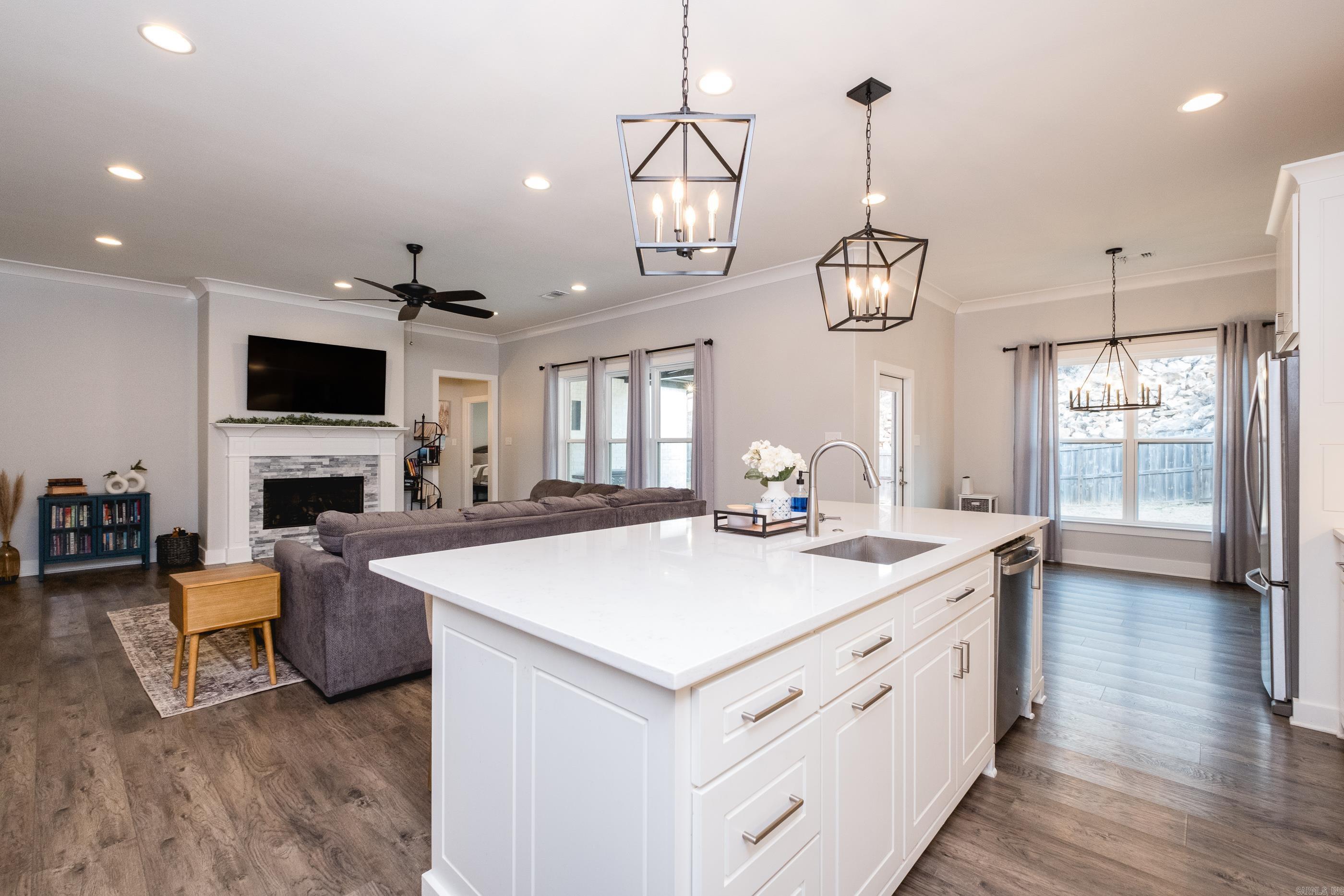 MAUMELLE VALLEY ESTATES - Residential