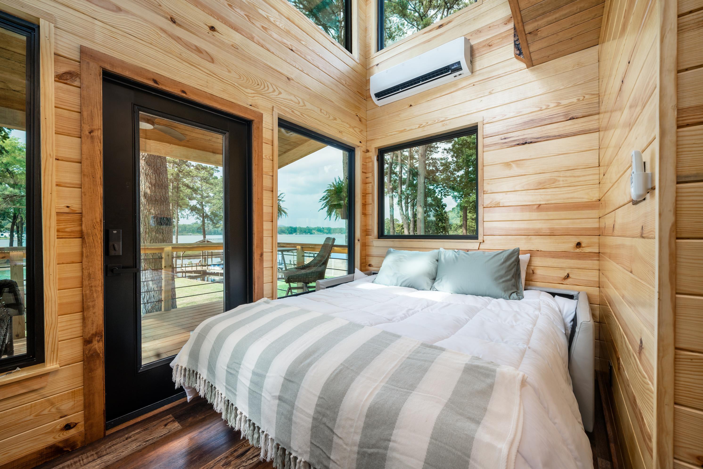NORTH SHORE - Residential