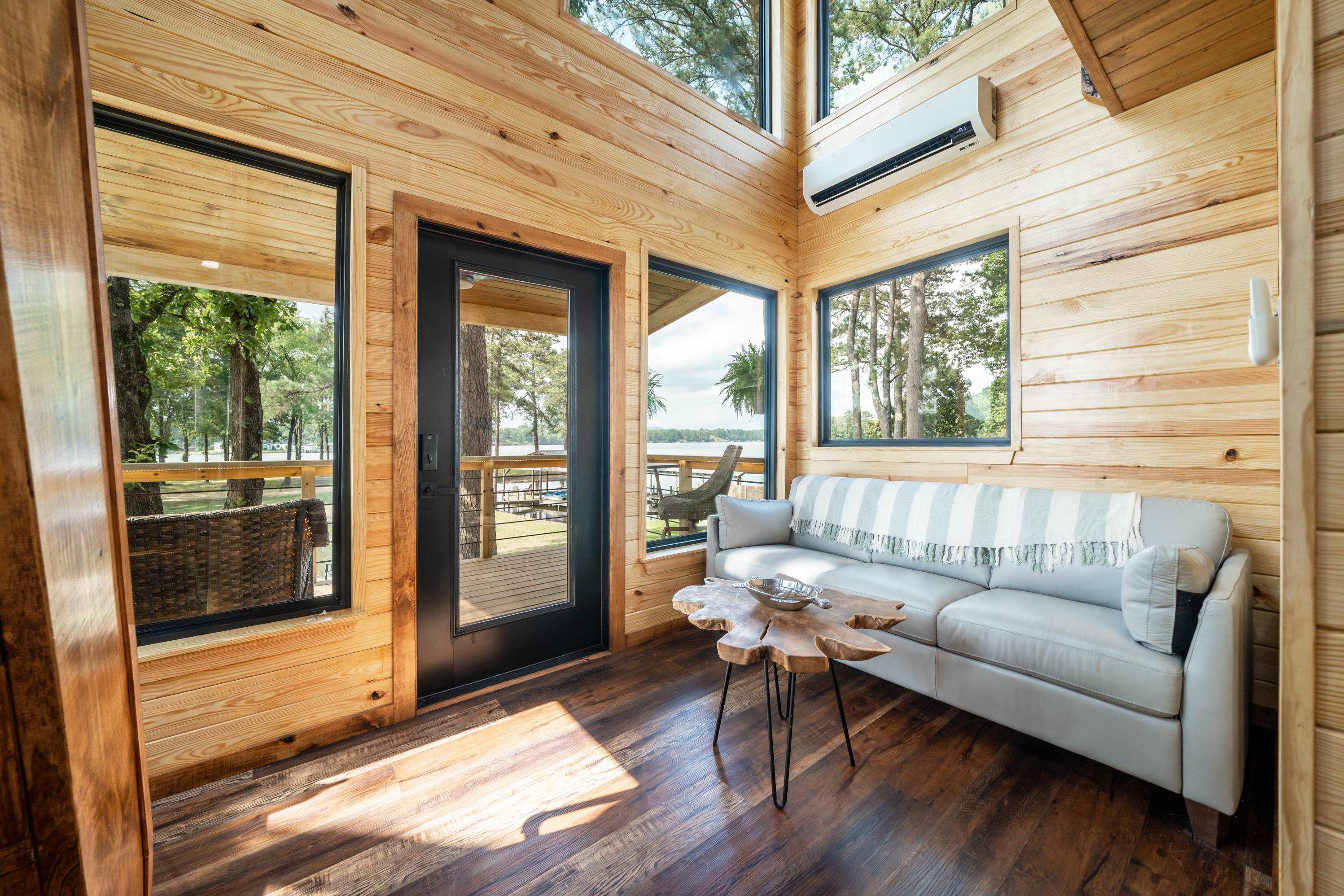 NORTH SHORE - Residential