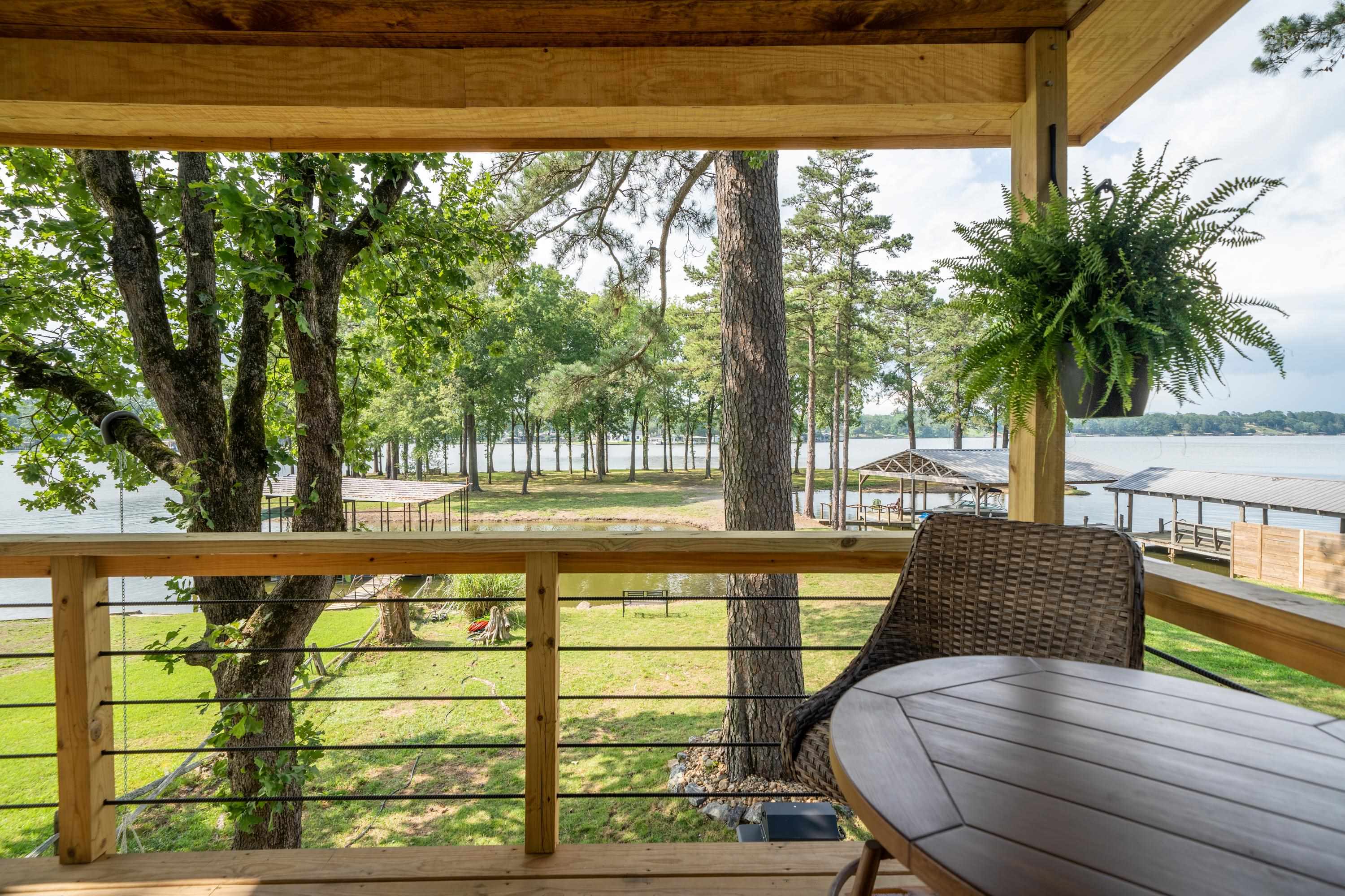NORTH SHORE - Residential
