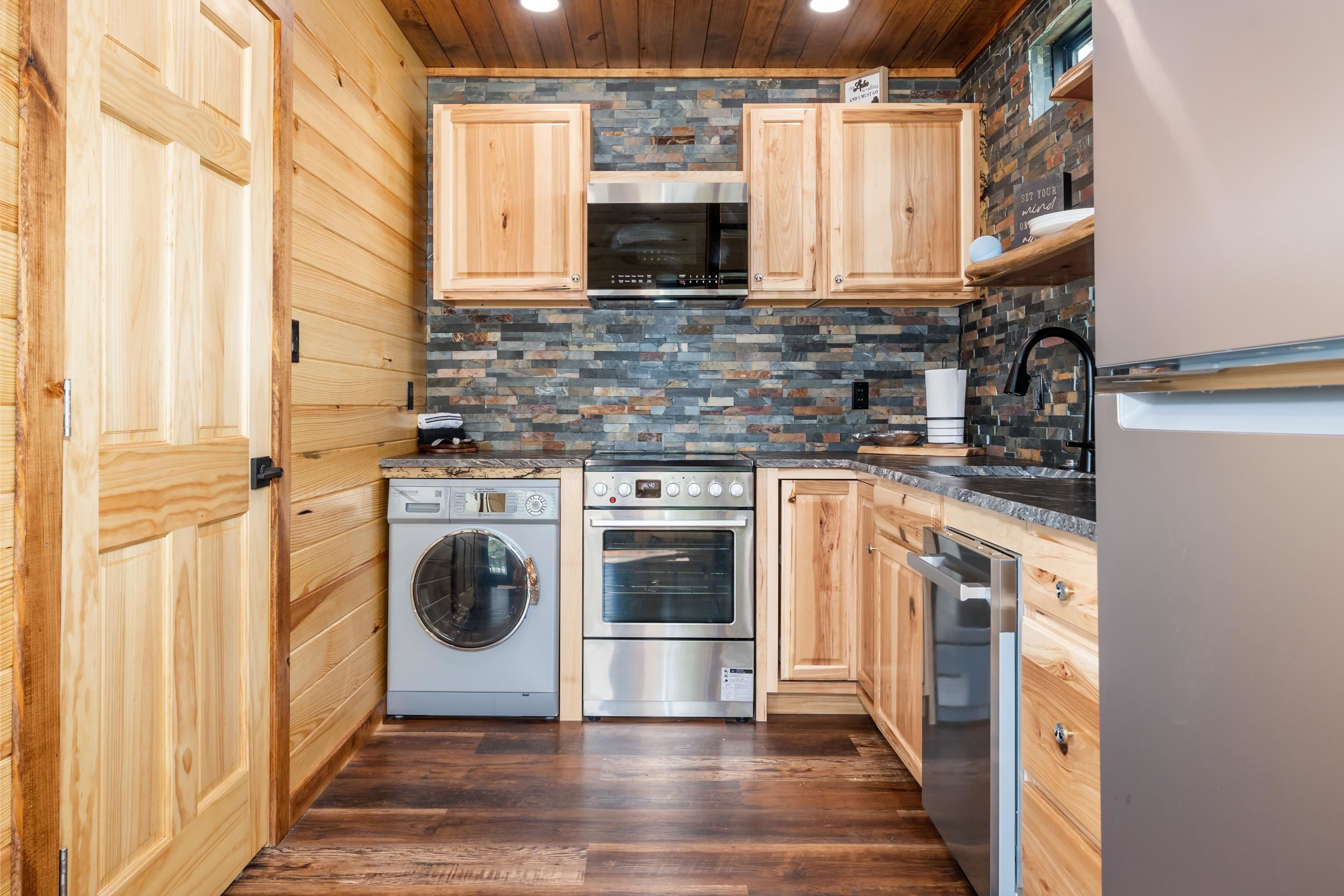 NORTH SHORE - Residential