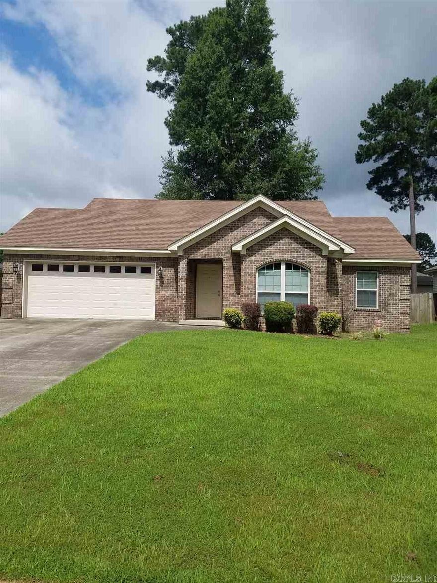 Beautiful 3 Bedroom 2 bath home in Jacksonville for Rent, $1100 Rent $1100 deposit