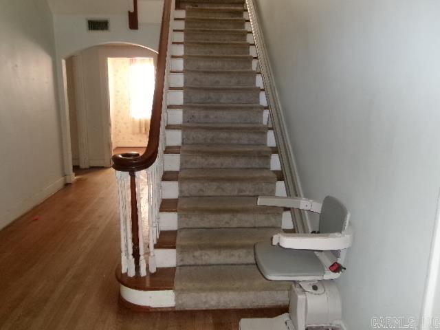 Houston & Jones - Residential