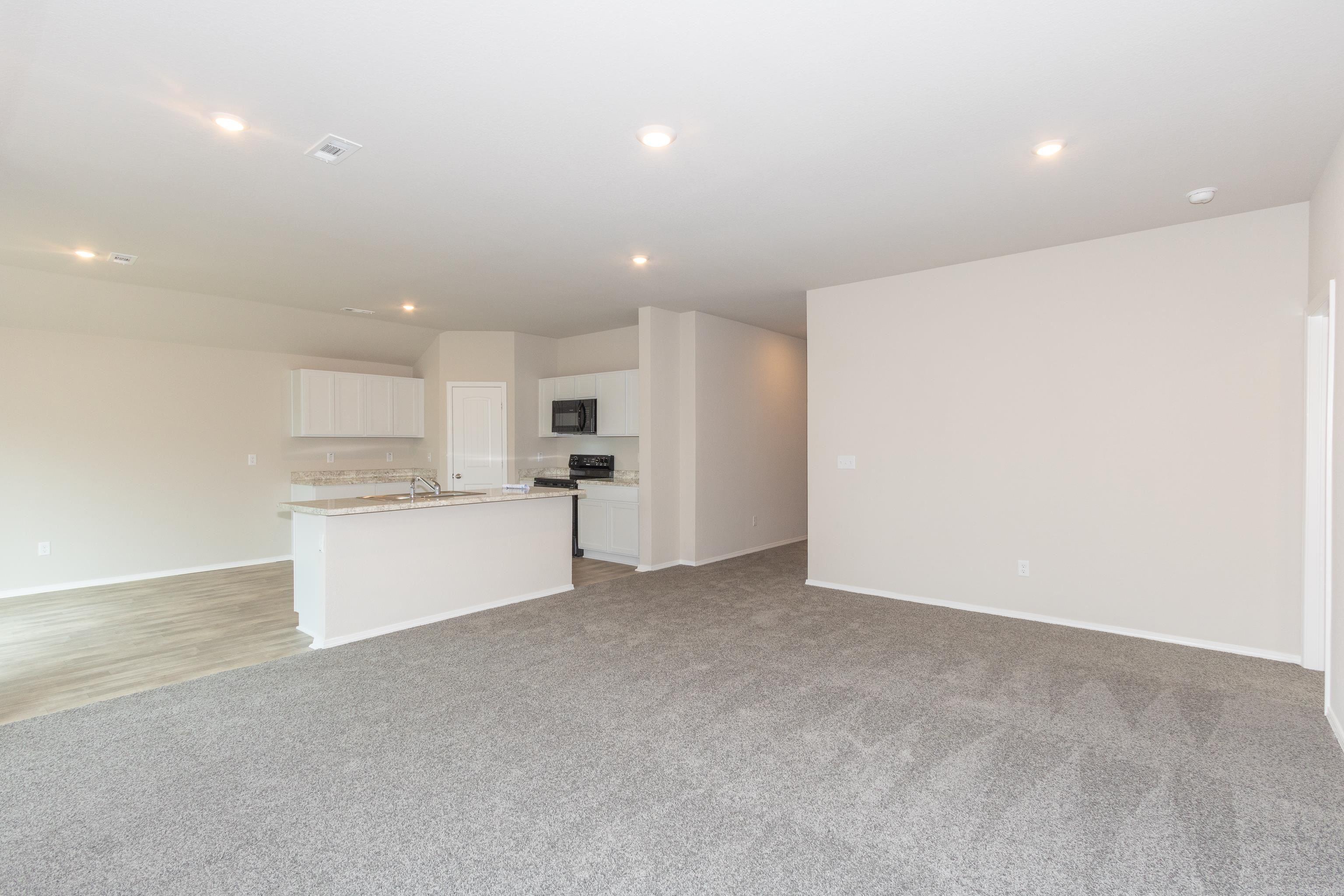 TRAMMEL ESTATES - Residential