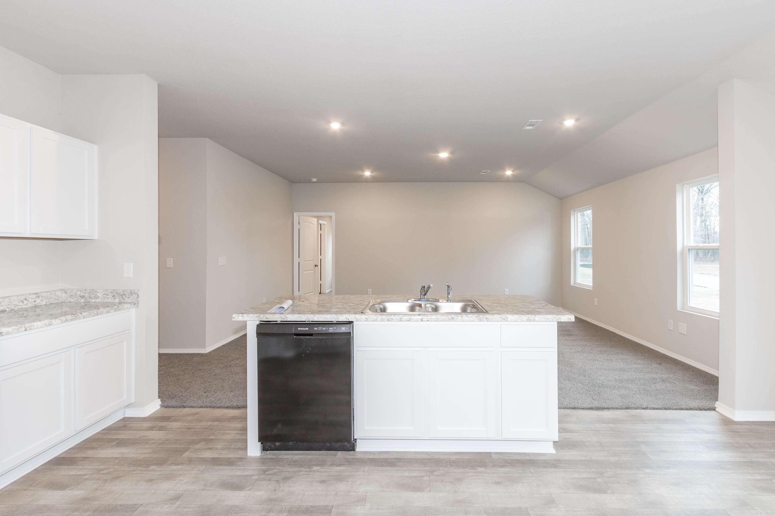 TRAMMEL ESTATES - Residential