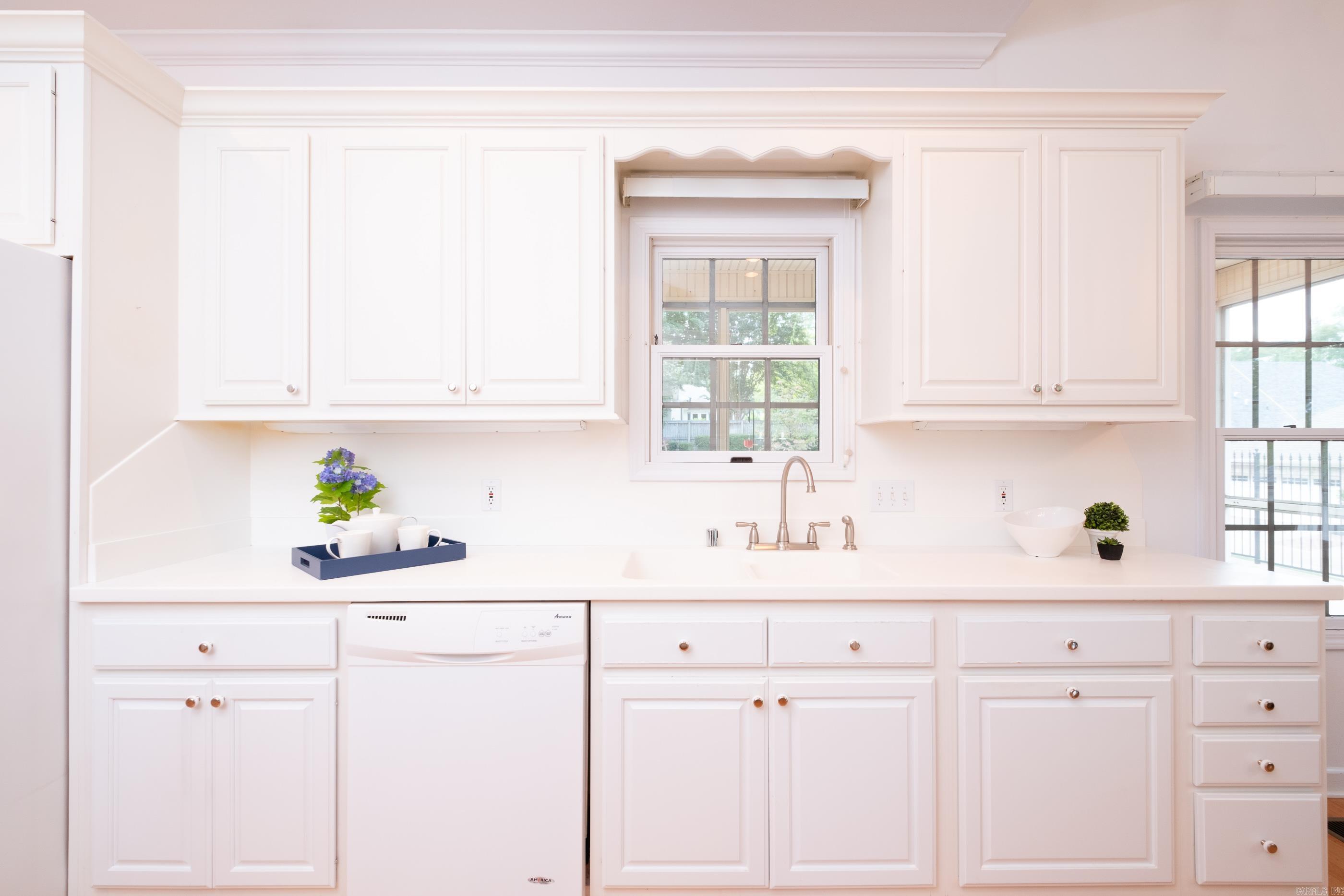 NEWTONS - Residential