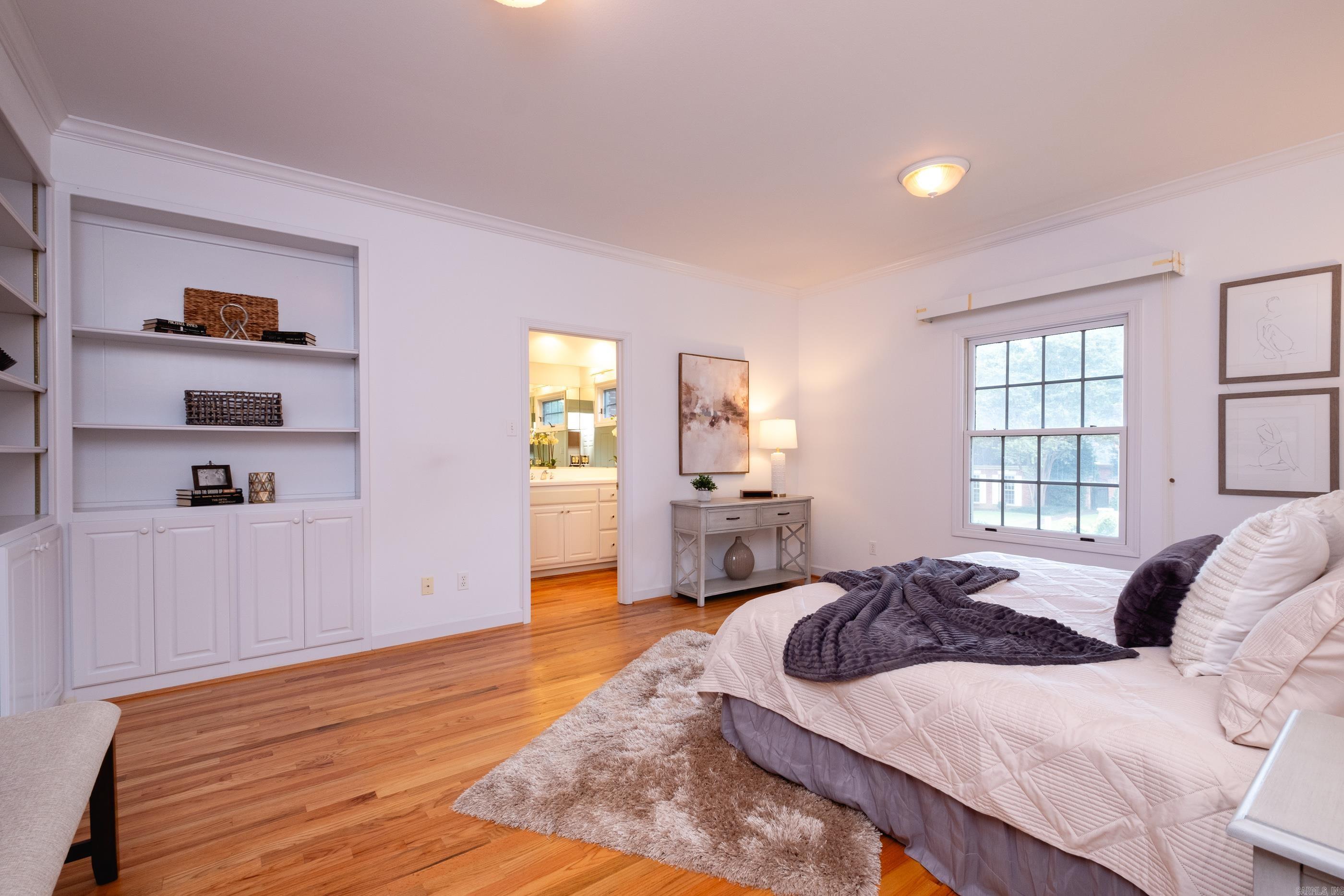 NEWTONS - Residential