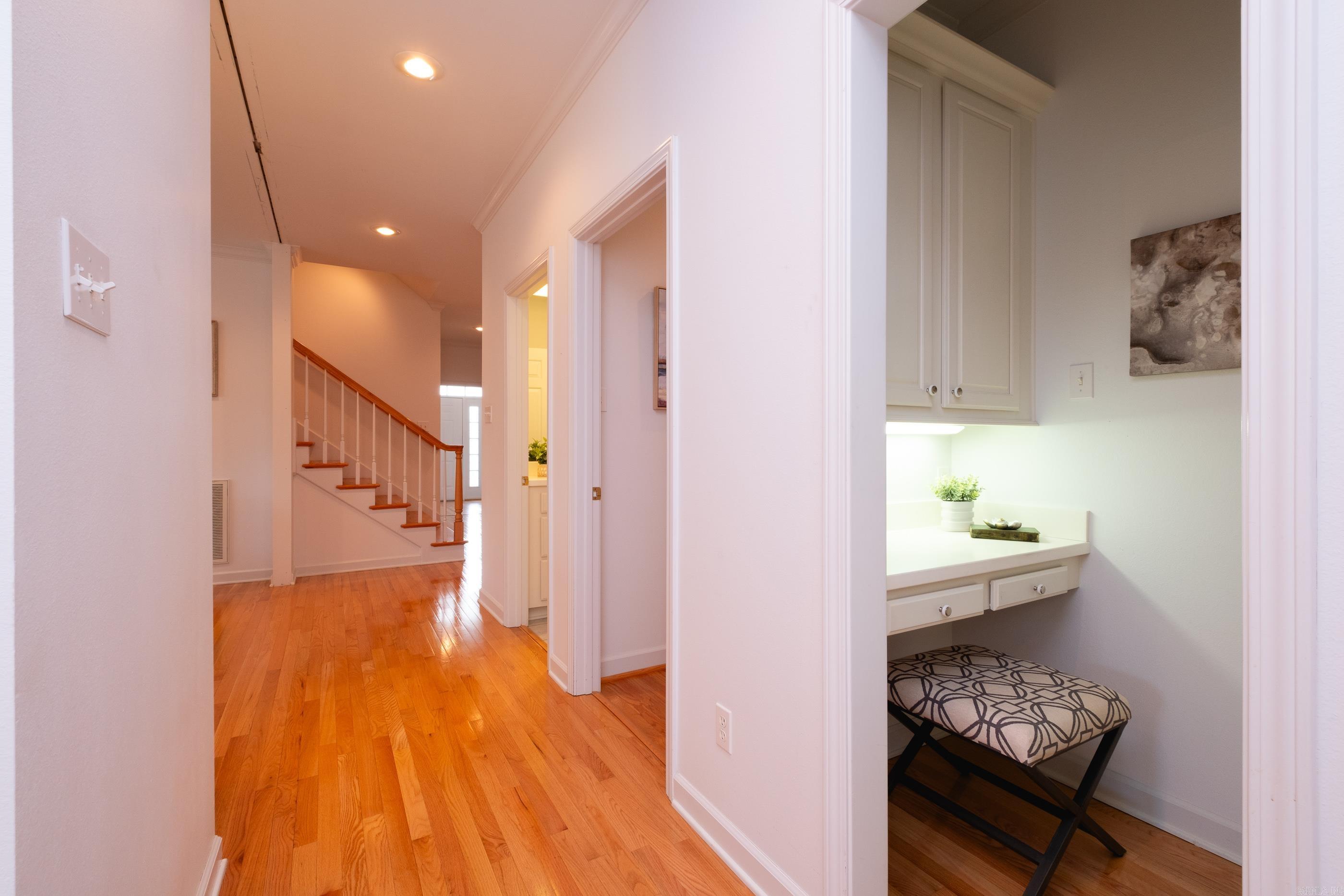 NEWTONS - Residential