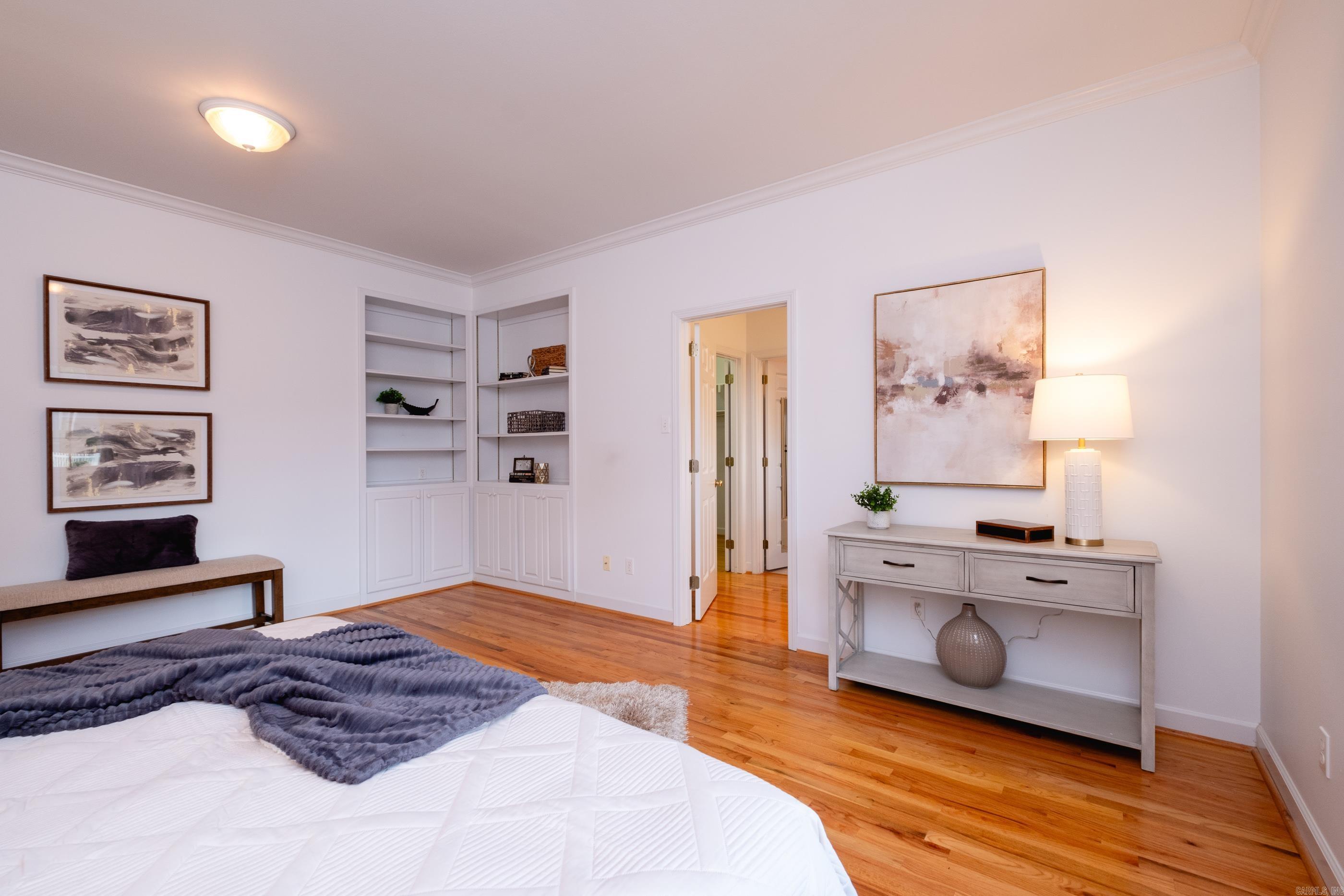 NEWTONS - Residential