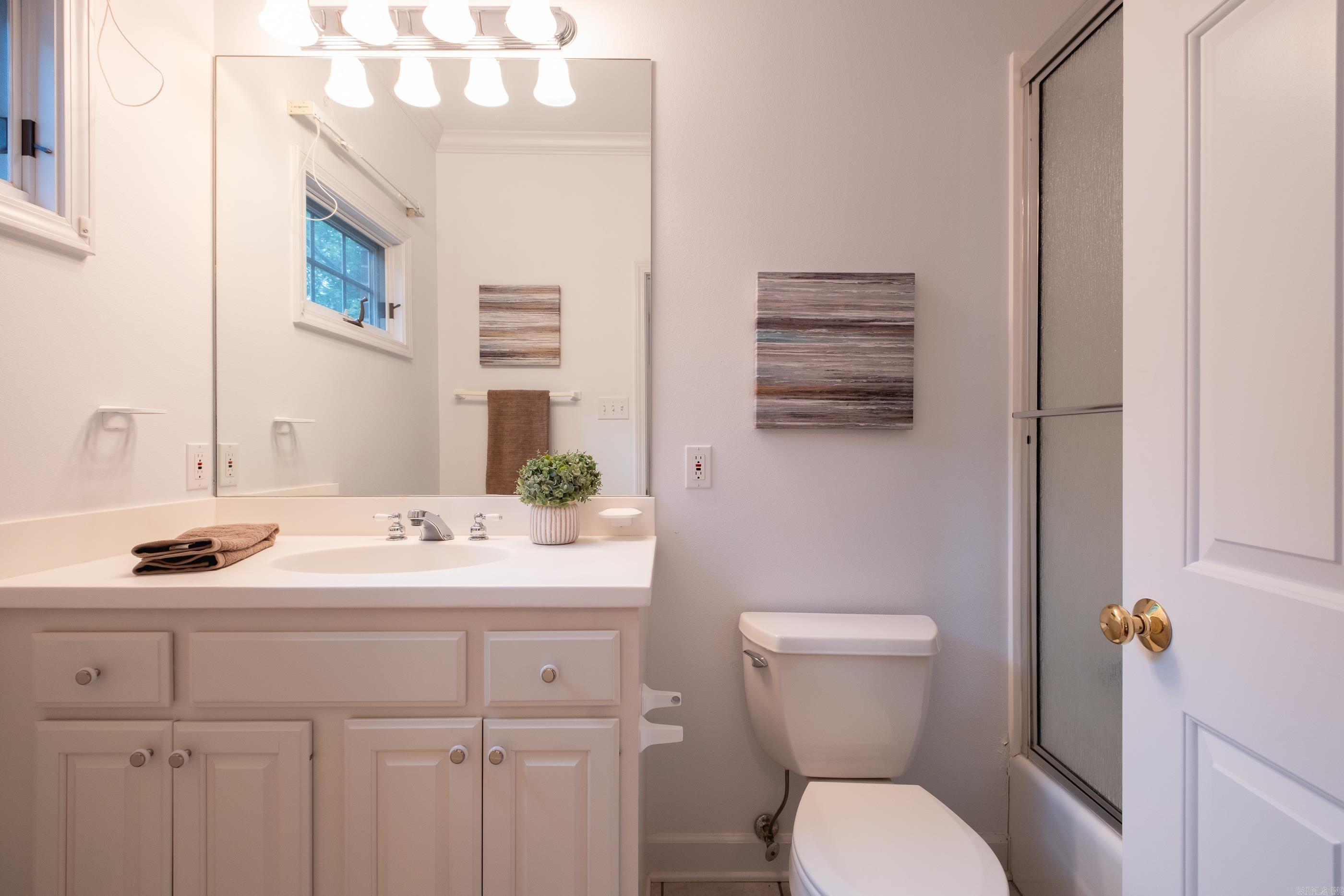 NEWTONS - Residential