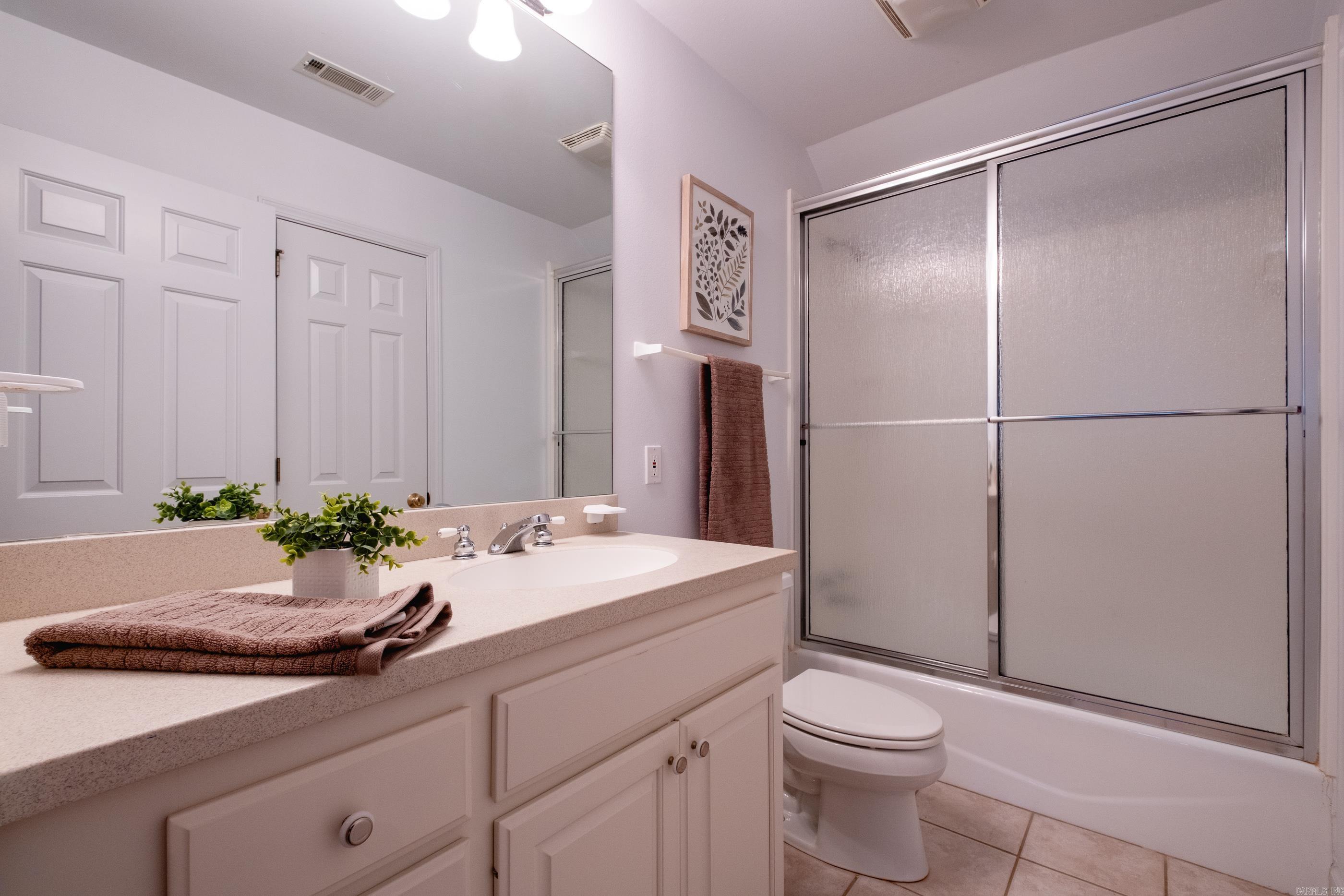 NEWTONS - Residential