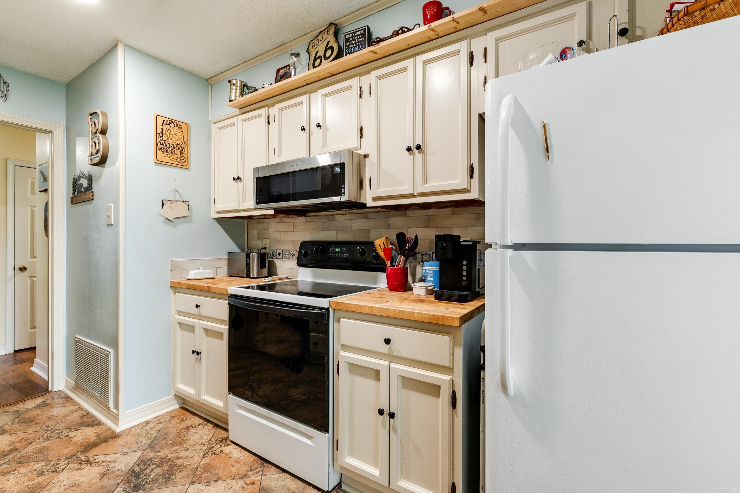 KINGSPARK TO COOK MTN VIL - Residential