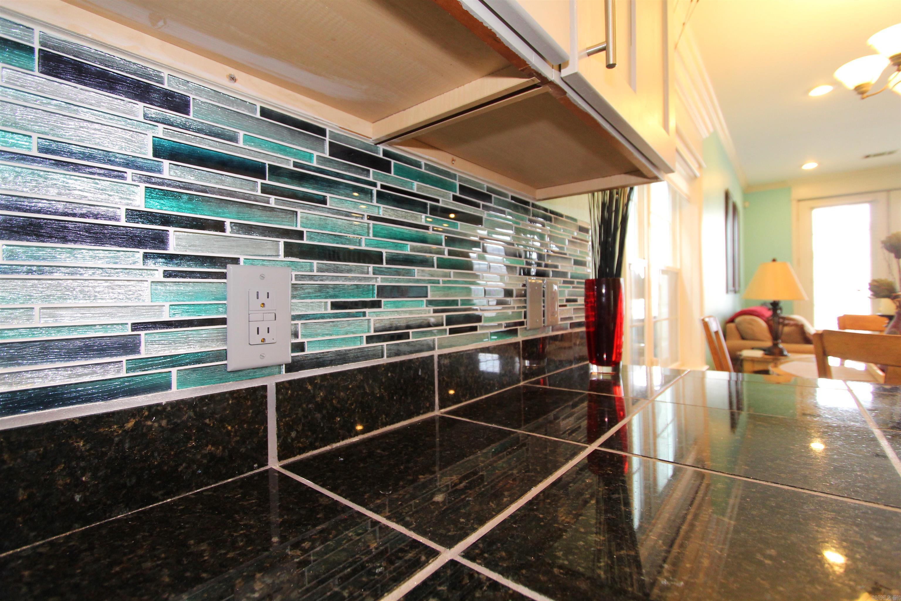 MAJESTIC LAKE VILLAGE TOWNHOMES - Residential