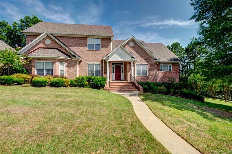 Beautiful 2 story home with Mountain views.