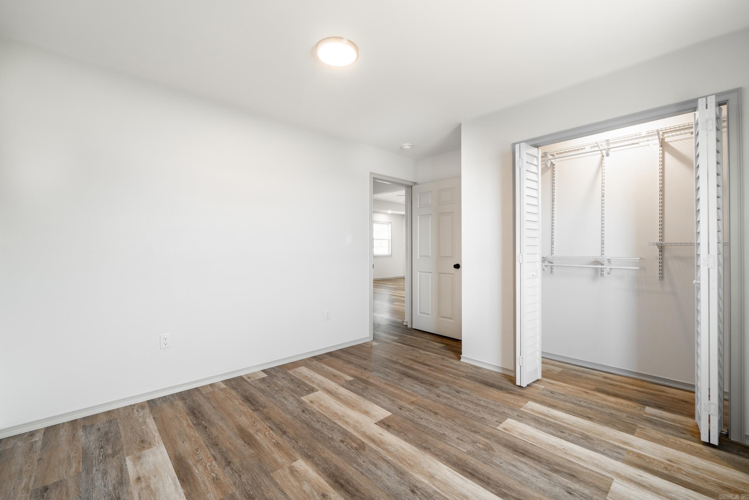HOUSTON ESTATES - Residential