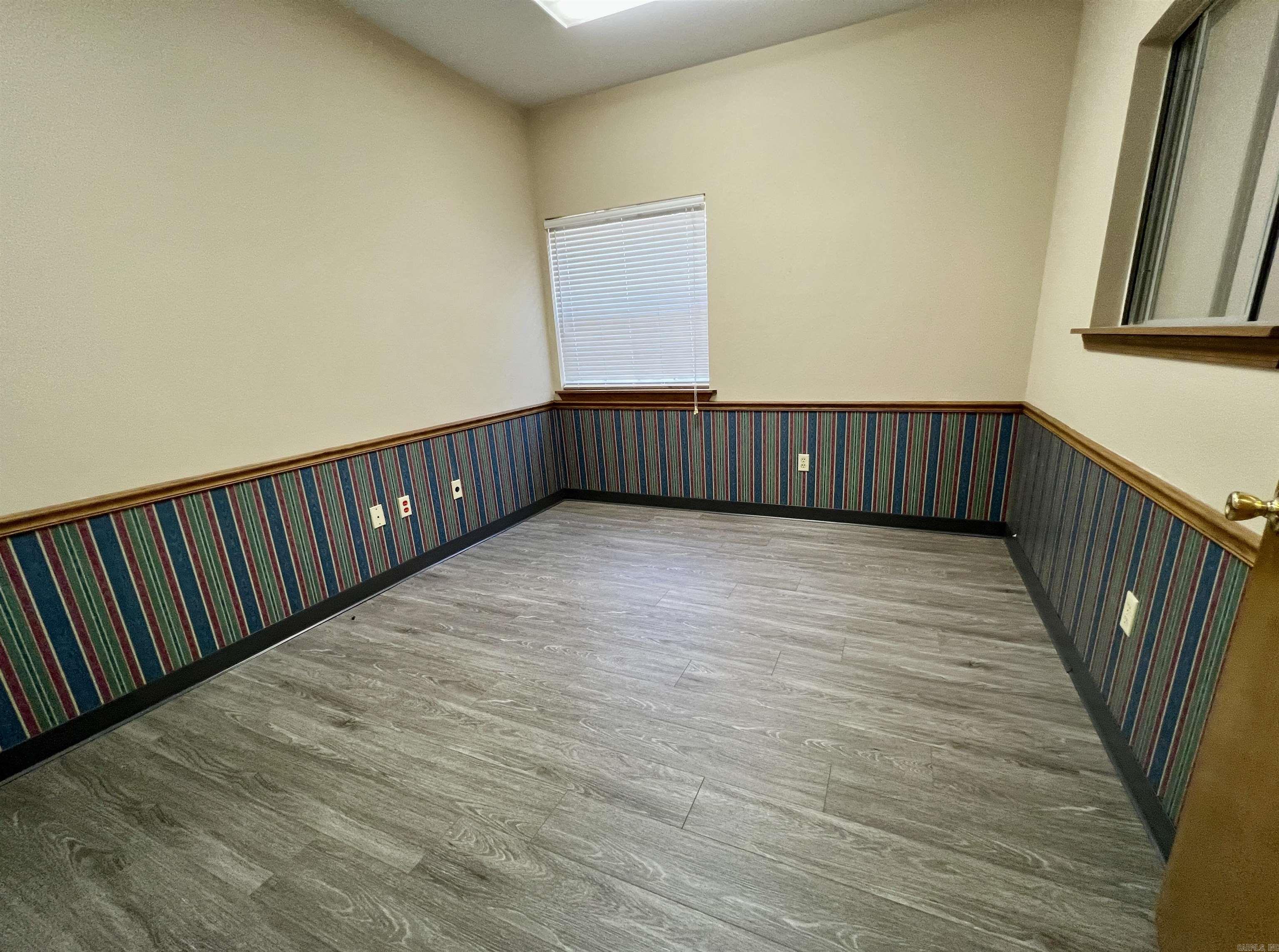 Lund and Hill Original - Commercial Sale