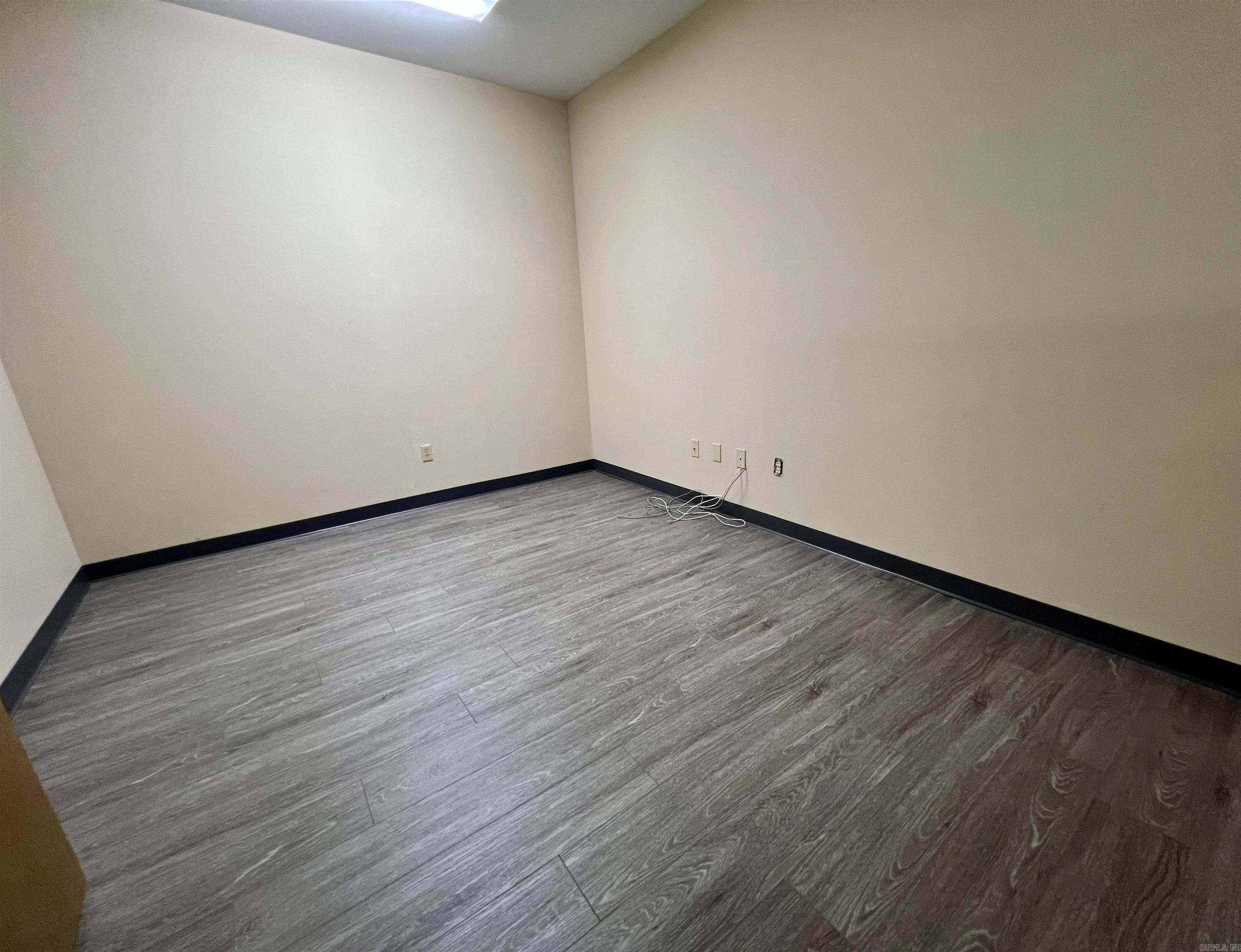 Lund and Hill Original - Commercial Sale