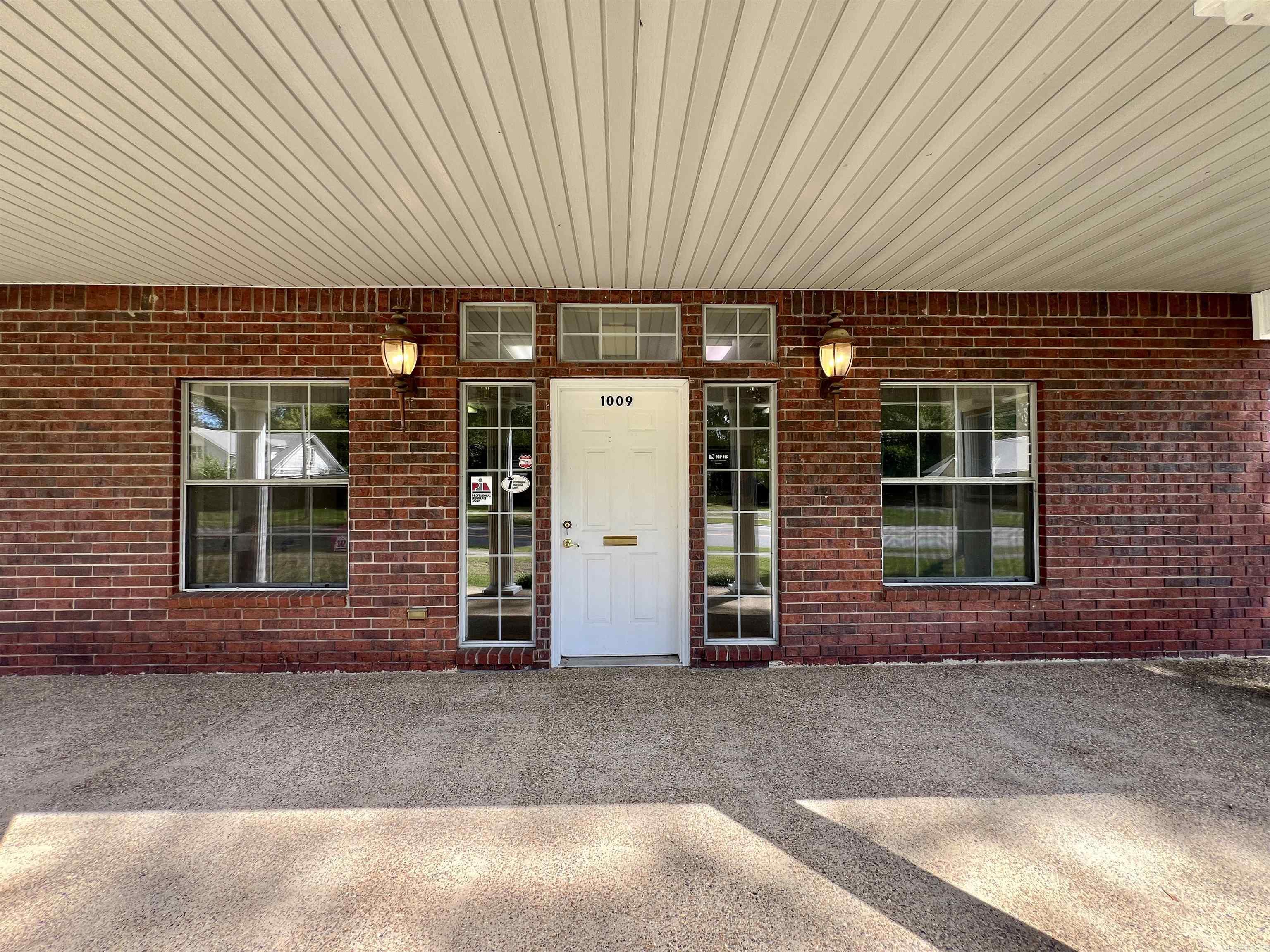 Lund and Hill Original - Commercial Sale