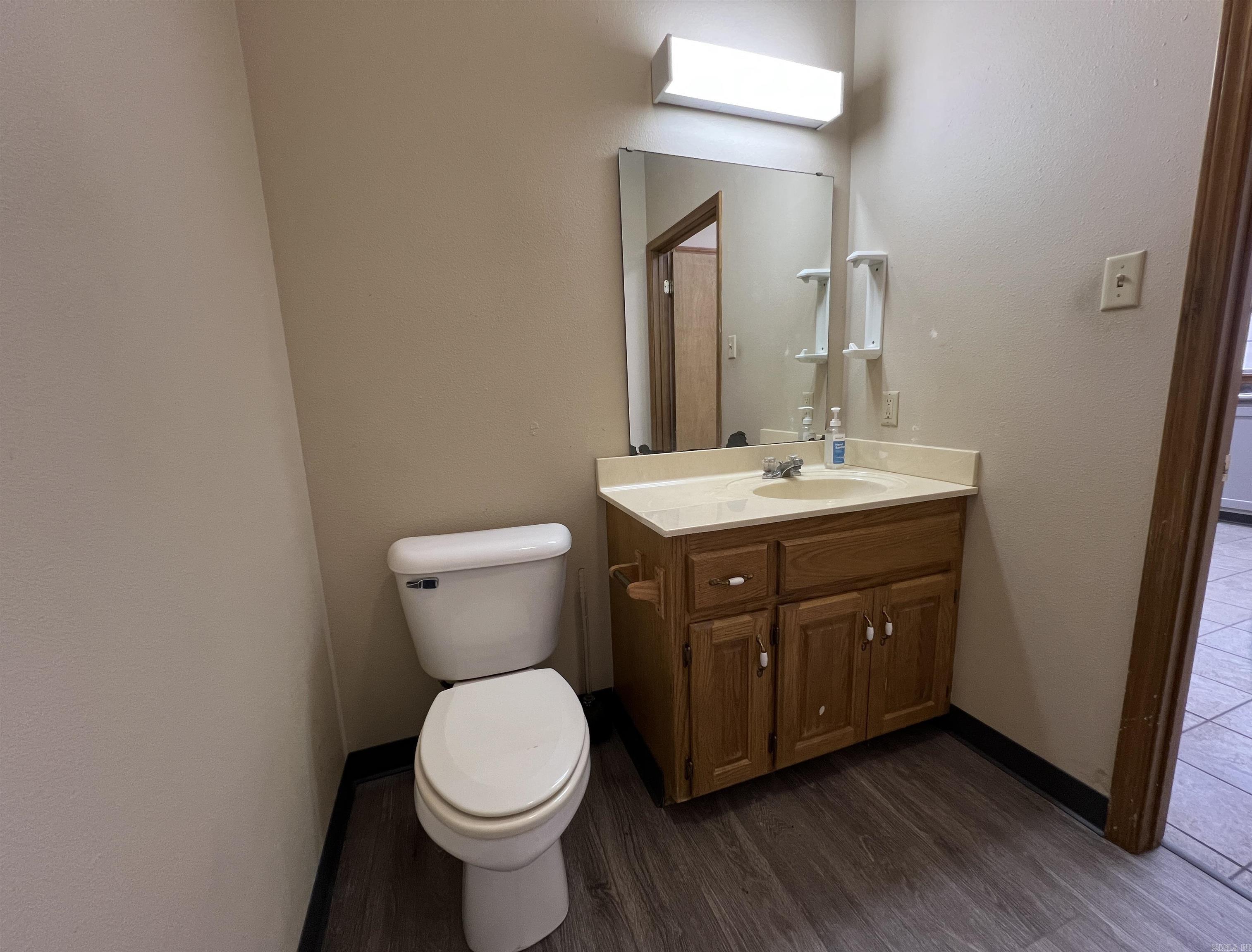 Lund and Hill Original - Commercial Sale