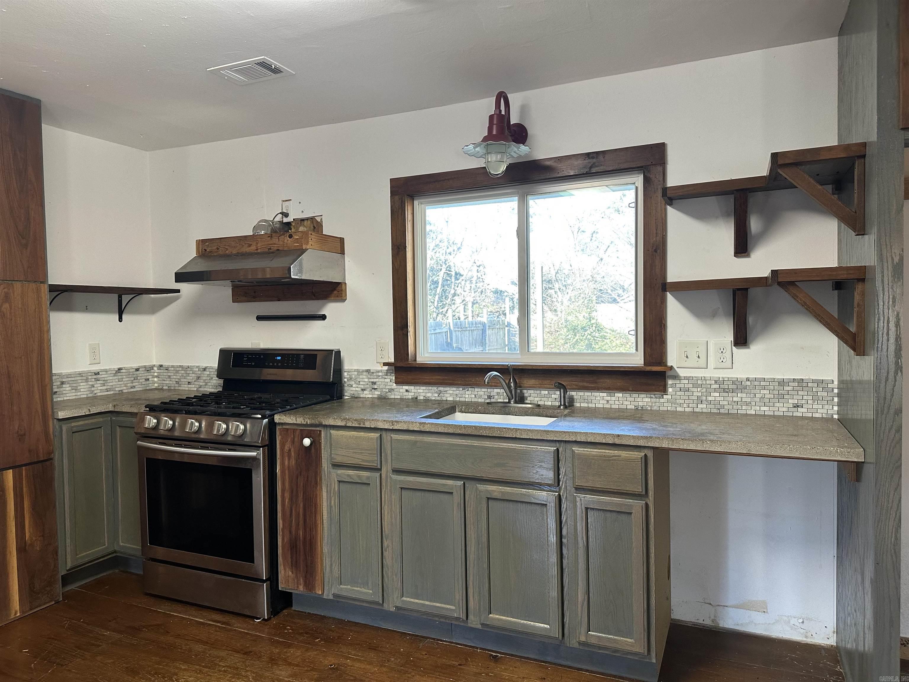 GANTTS ADDITION - Residential