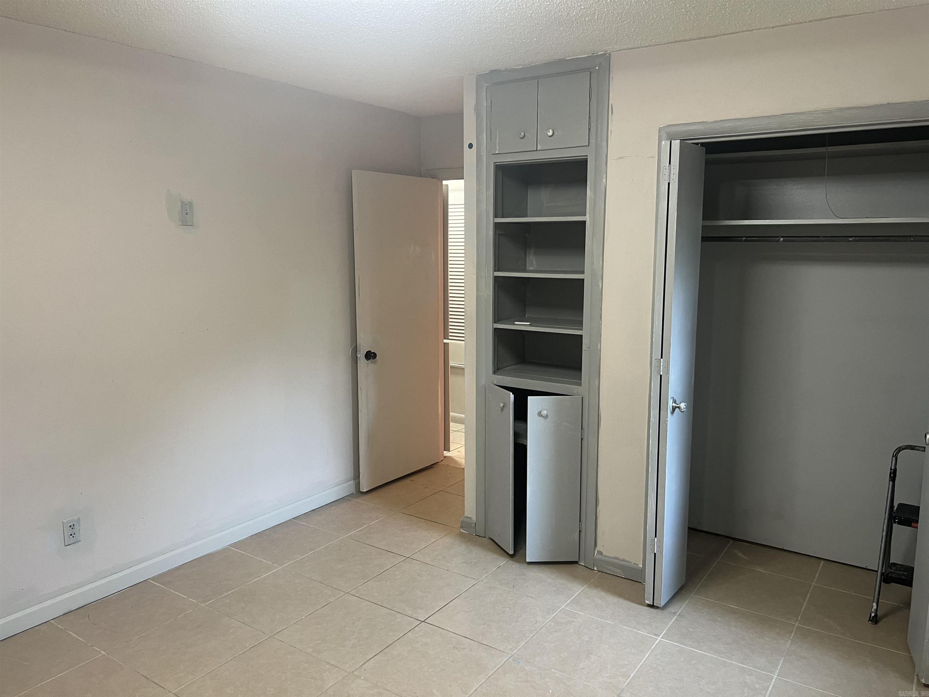 Sherwood Forrest - Residential