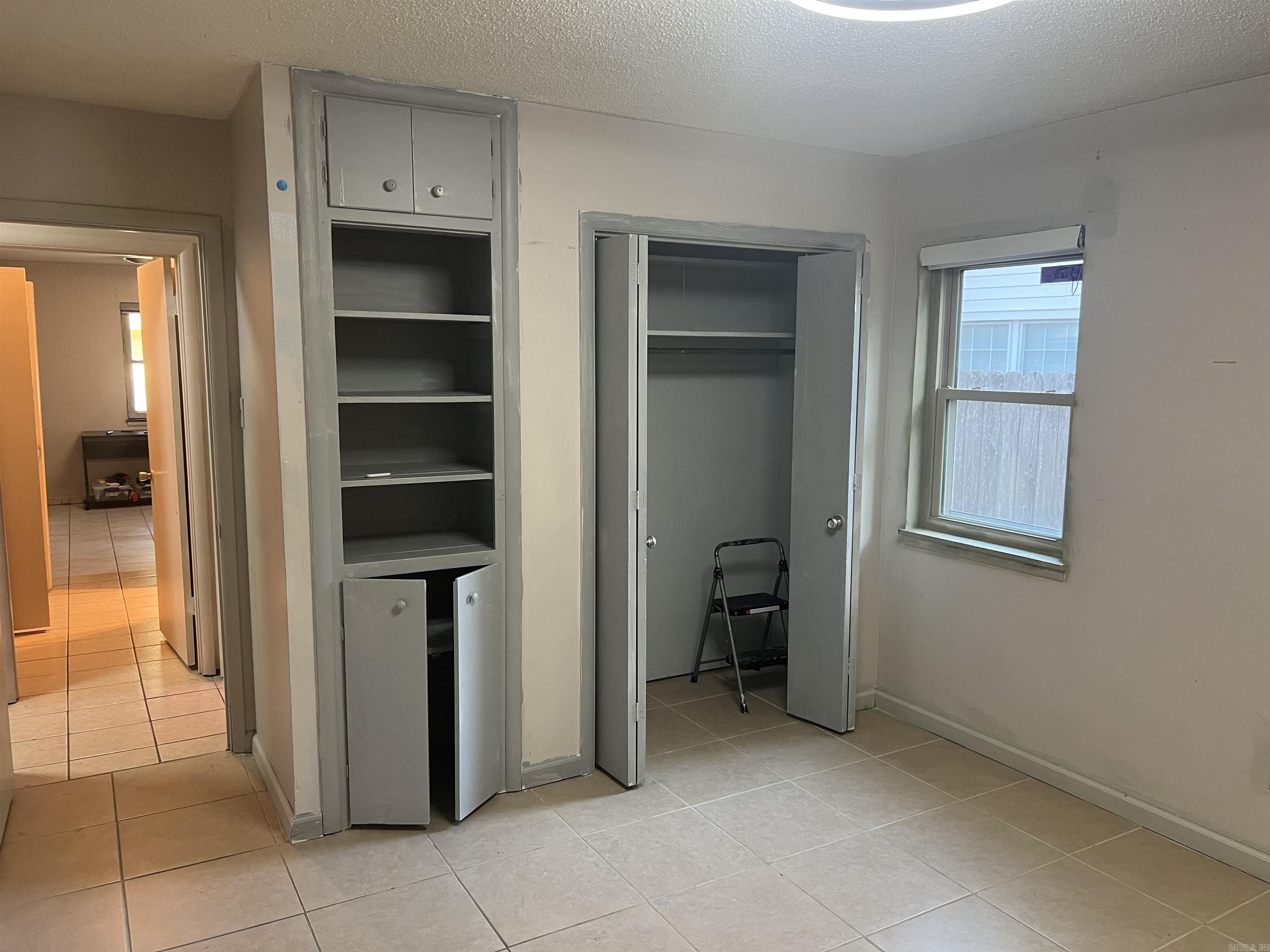 Sherwood Forrest - Residential