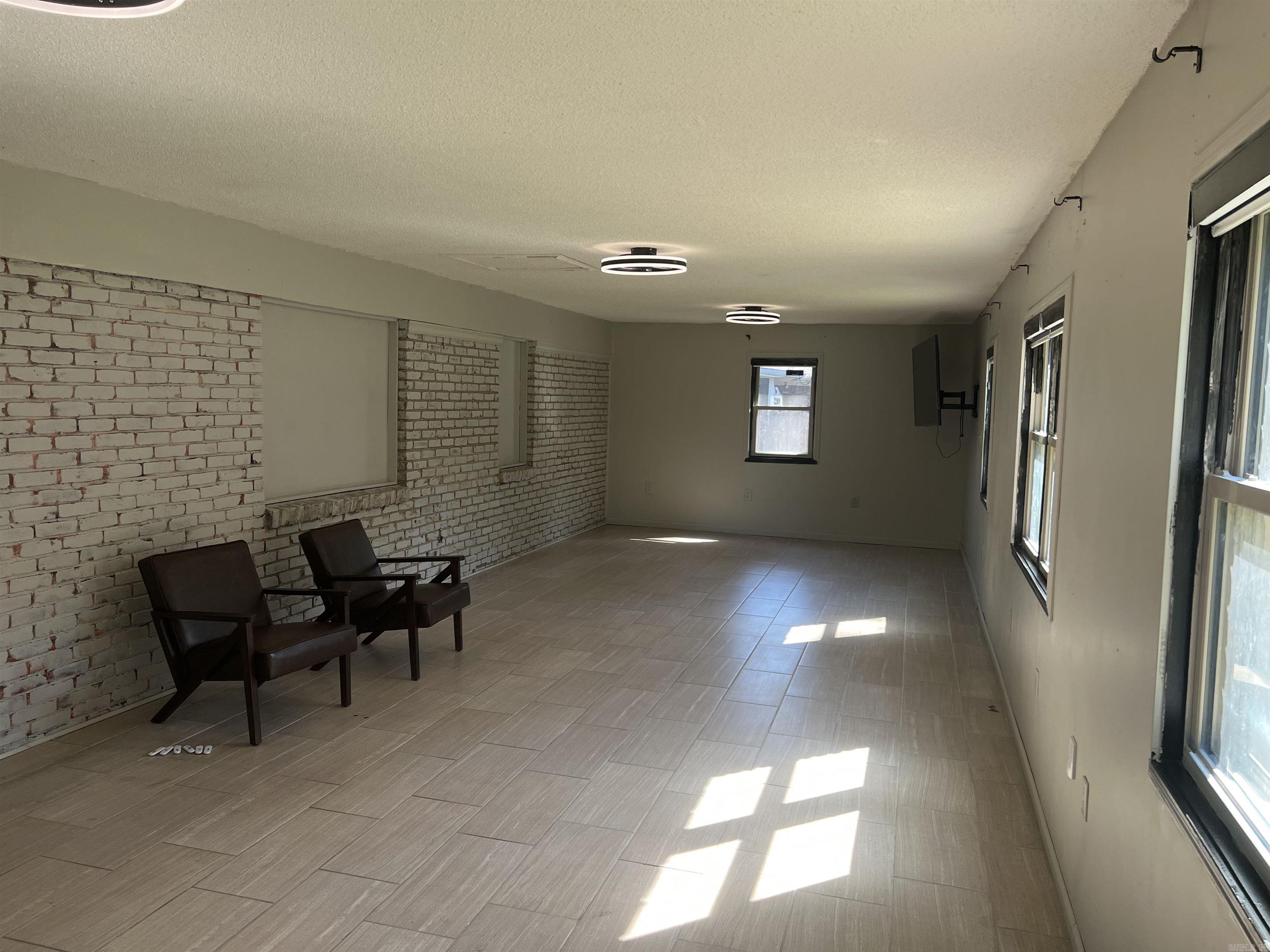 Sherwood Forrest - Residential