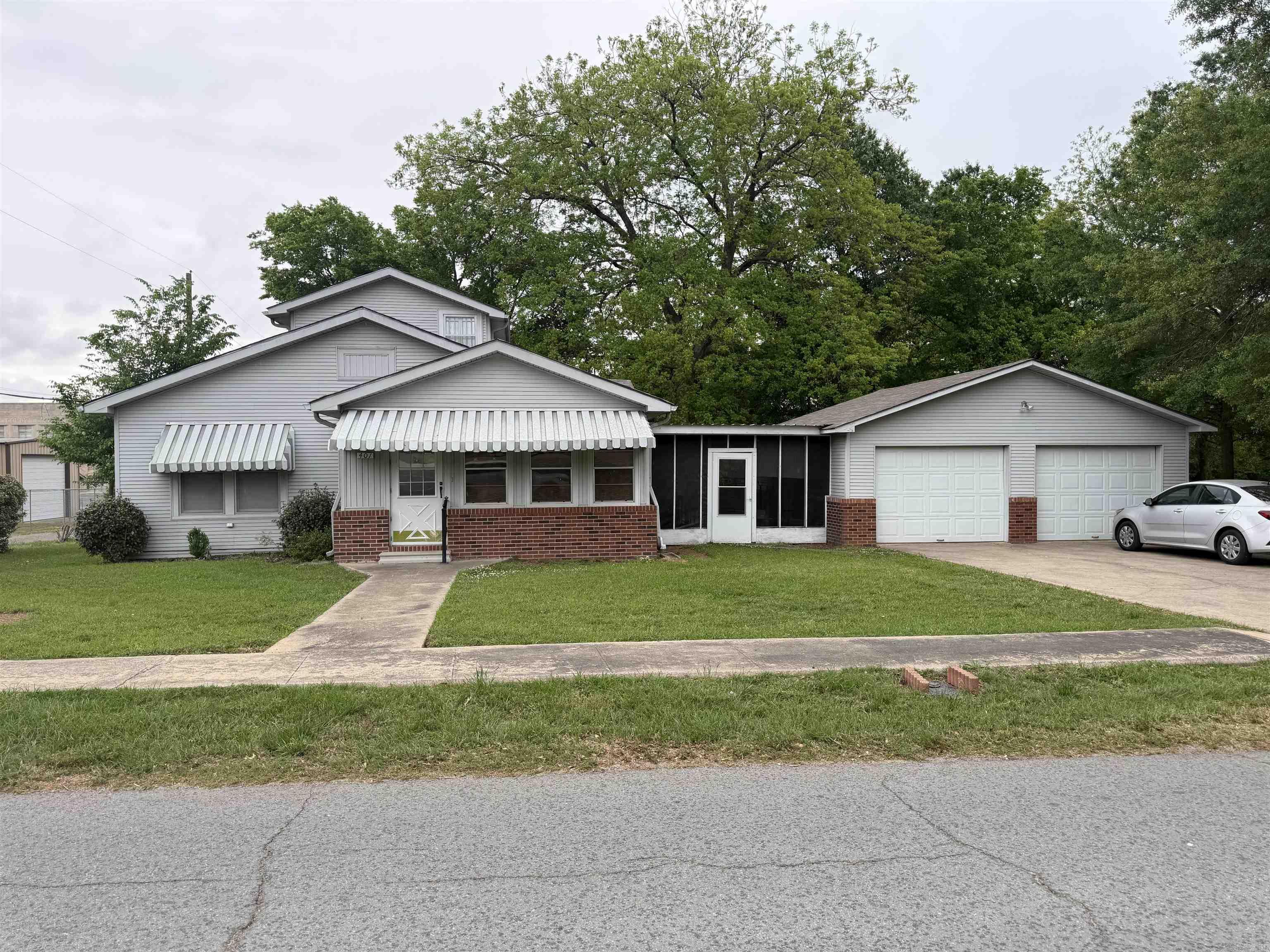 Metes & Bounds - Residential