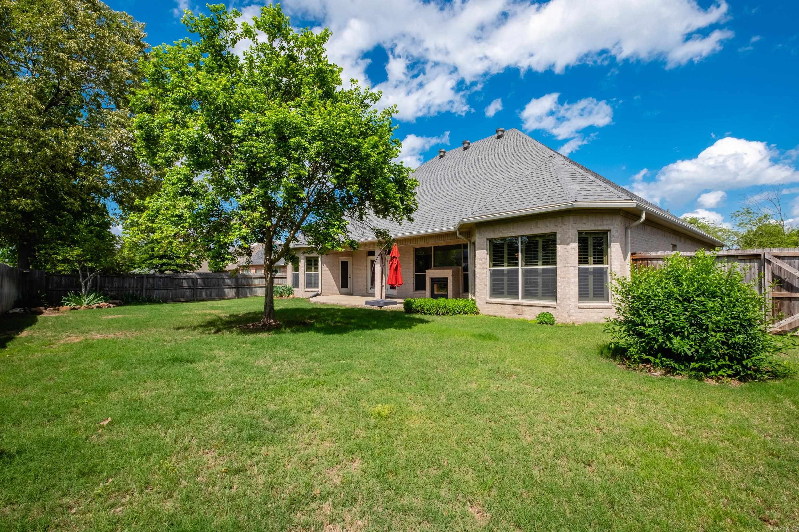 COUNTRY CLUB OF ARK THE - Residential